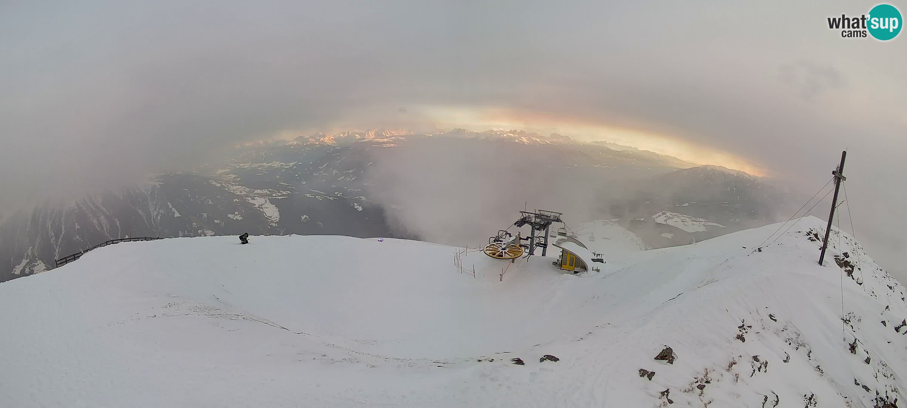 Spletna kamera Gitschlift / sedežnica Gitsch – Zgornja postaja (2.512 m)