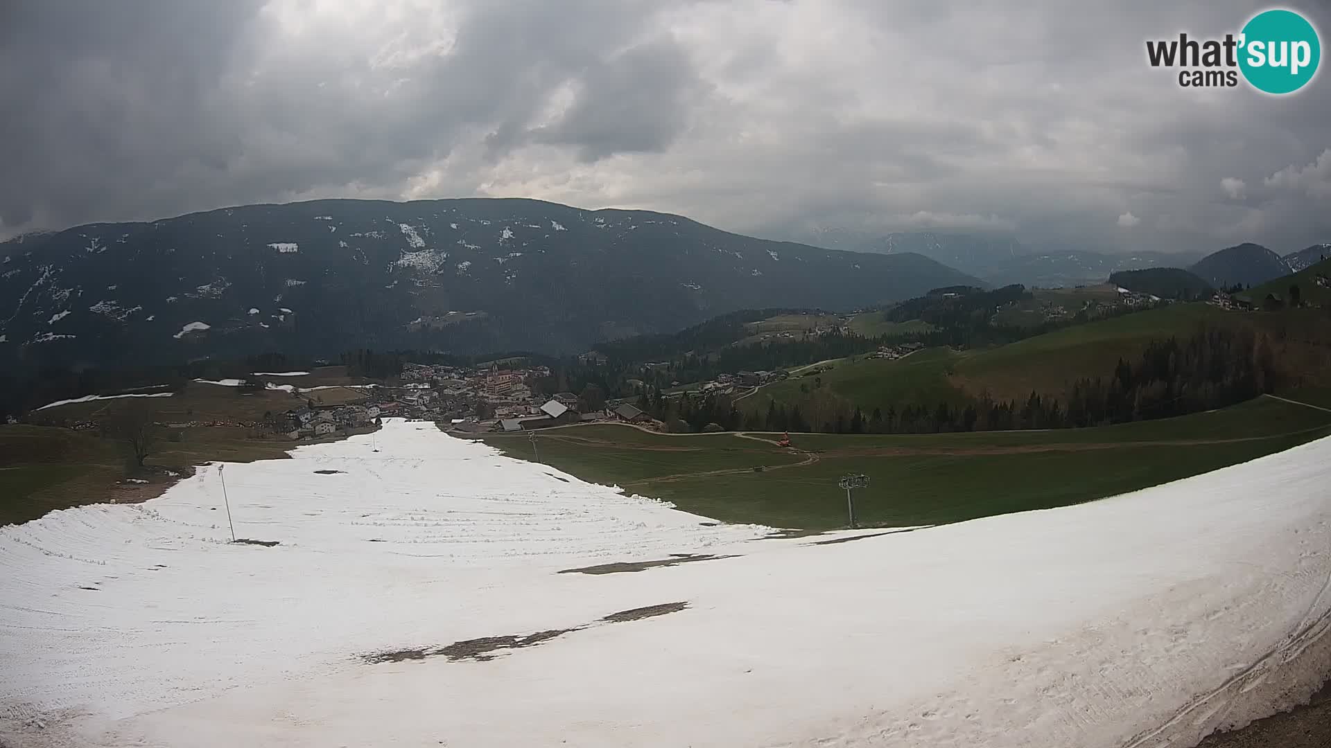 Spletna kamera Terenten (1210m) – Pogled v živo na dolino Pusteria