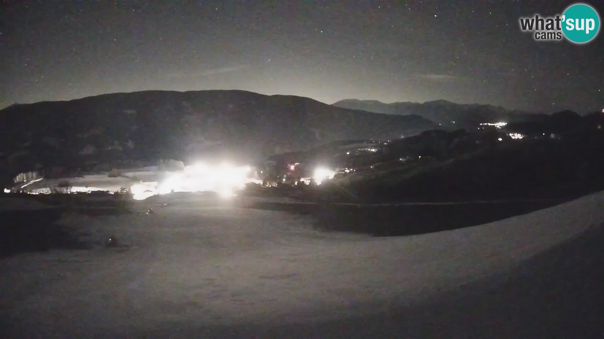 Spletna kamera Terenten (1210m) – Pogled v živo na dolino Pusteria