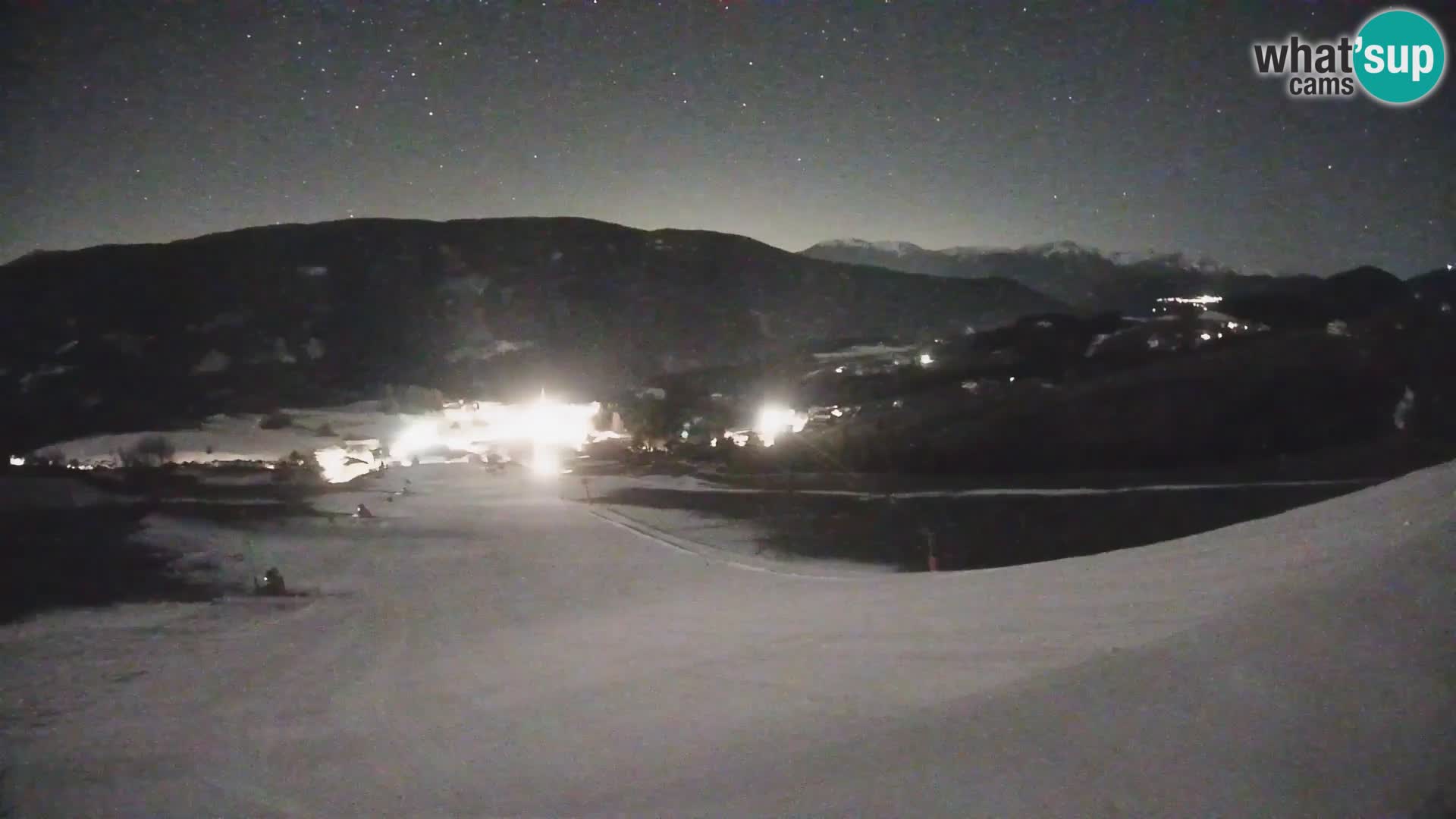 Spletna kamera Terenten (1210m) – Pogled v živo na dolino Pusteria