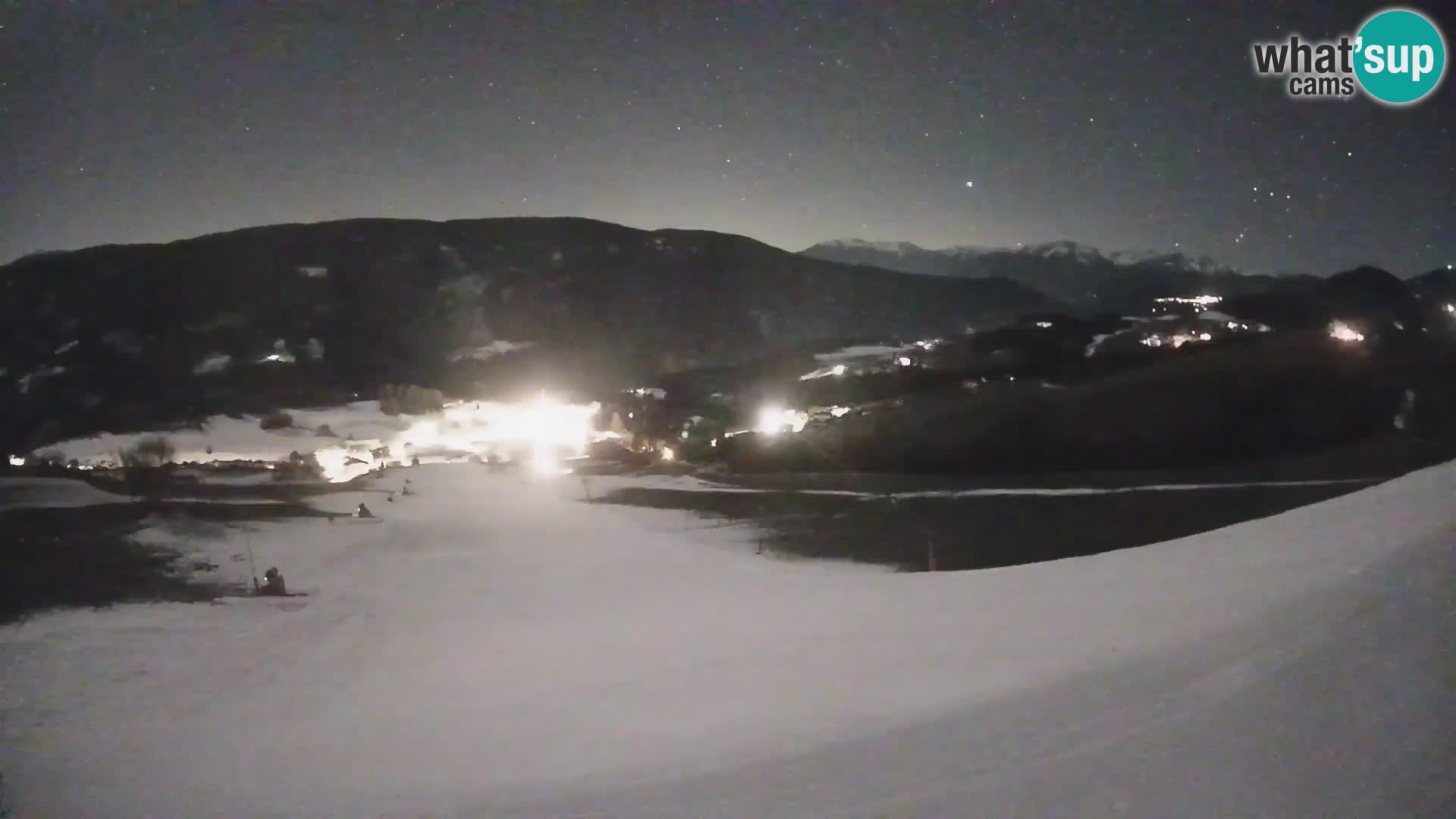 Spletna kamera Terenten (1210m) – Pogled v živo na dolino Pusteria