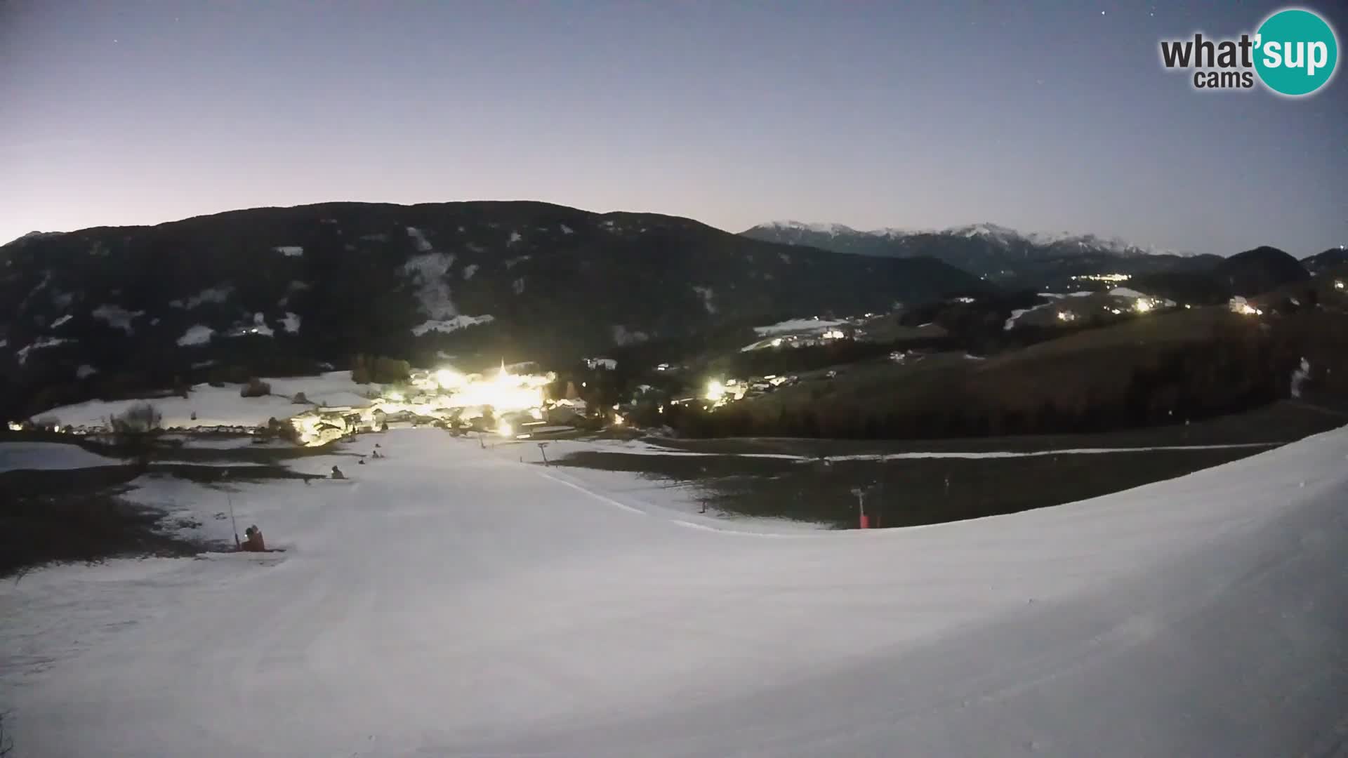 Spletna kamera Terenten (1210m) – Pogled v živo na dolino Pusteria