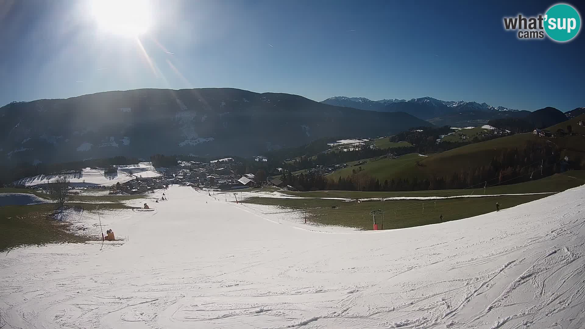 Spletna kamera Terenten (1210m) – Pogled v živo na dolino Pusteria