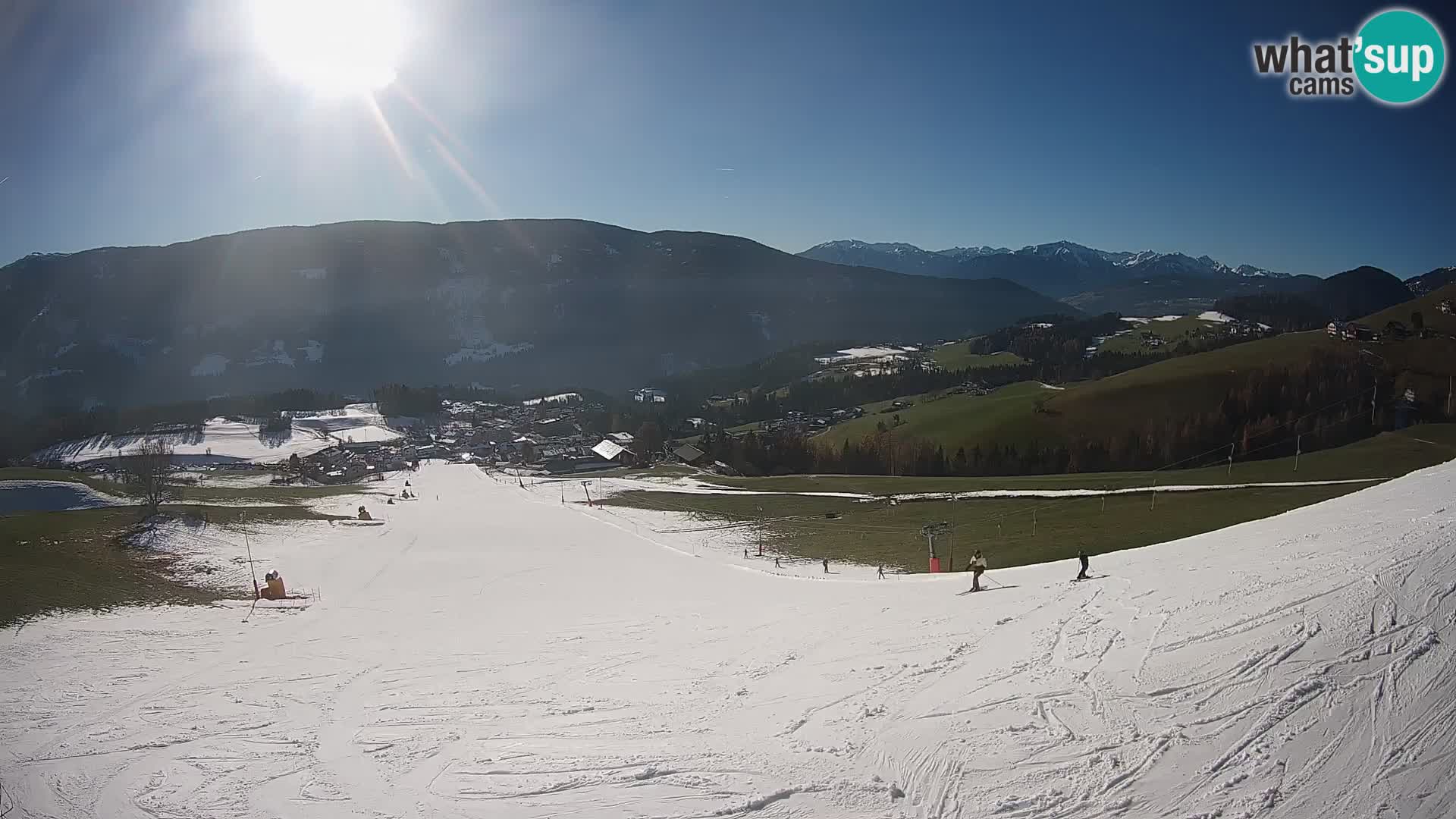 Spletna kamera Terenten (1210m) – Pogled v živo na dolino Pusteria