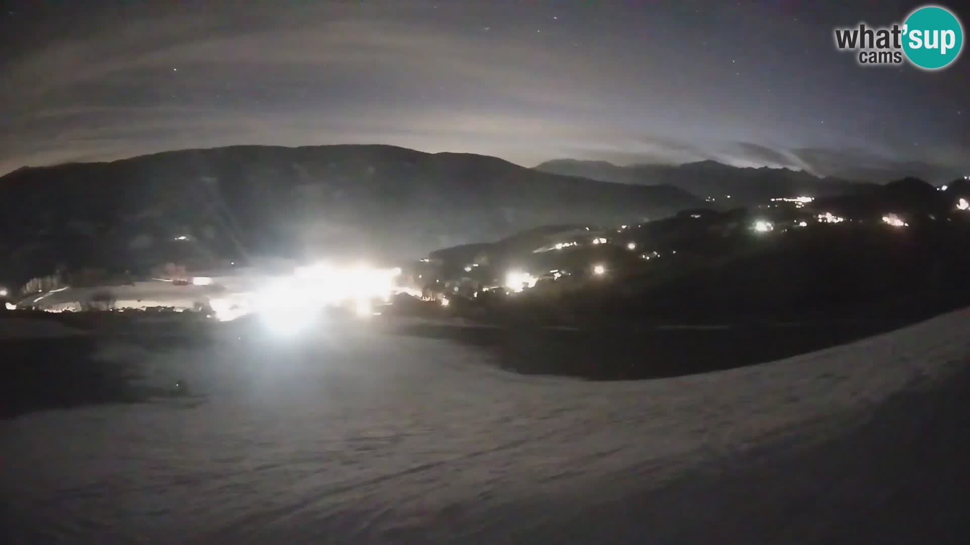 Spletna kamera Terenten (1210m) – Pogled v živo na dolino Pusteria