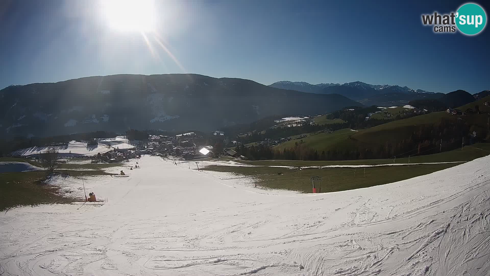 Spletna kamera Terenten (1210m) – Pogled v živo na dolino Pusteria