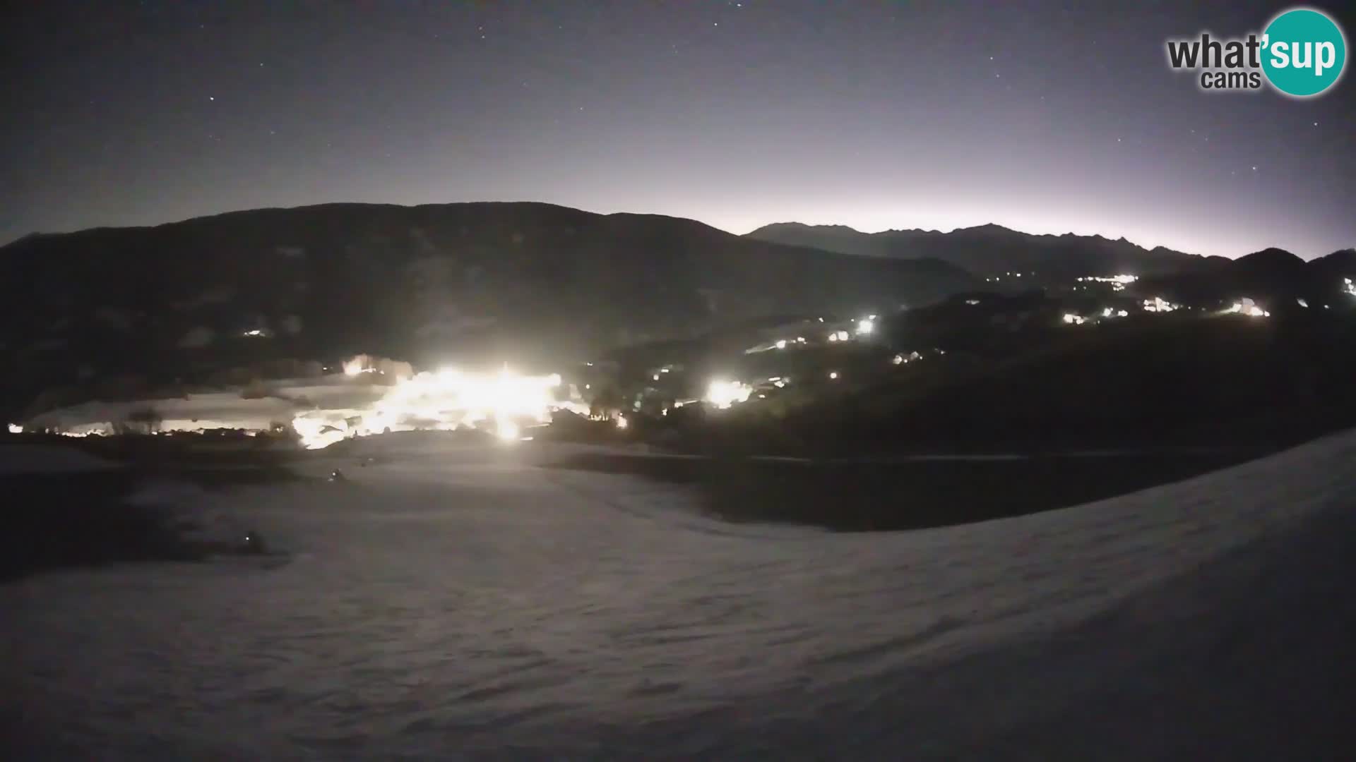 Spletna kamera Terenten (1210m) – Pogled v živo na dolino Pusteria