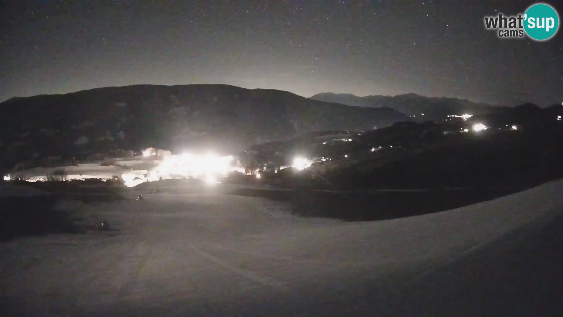 Spletna kamera Terenten (1210m) – Pogled v živo na dolino Pusteria