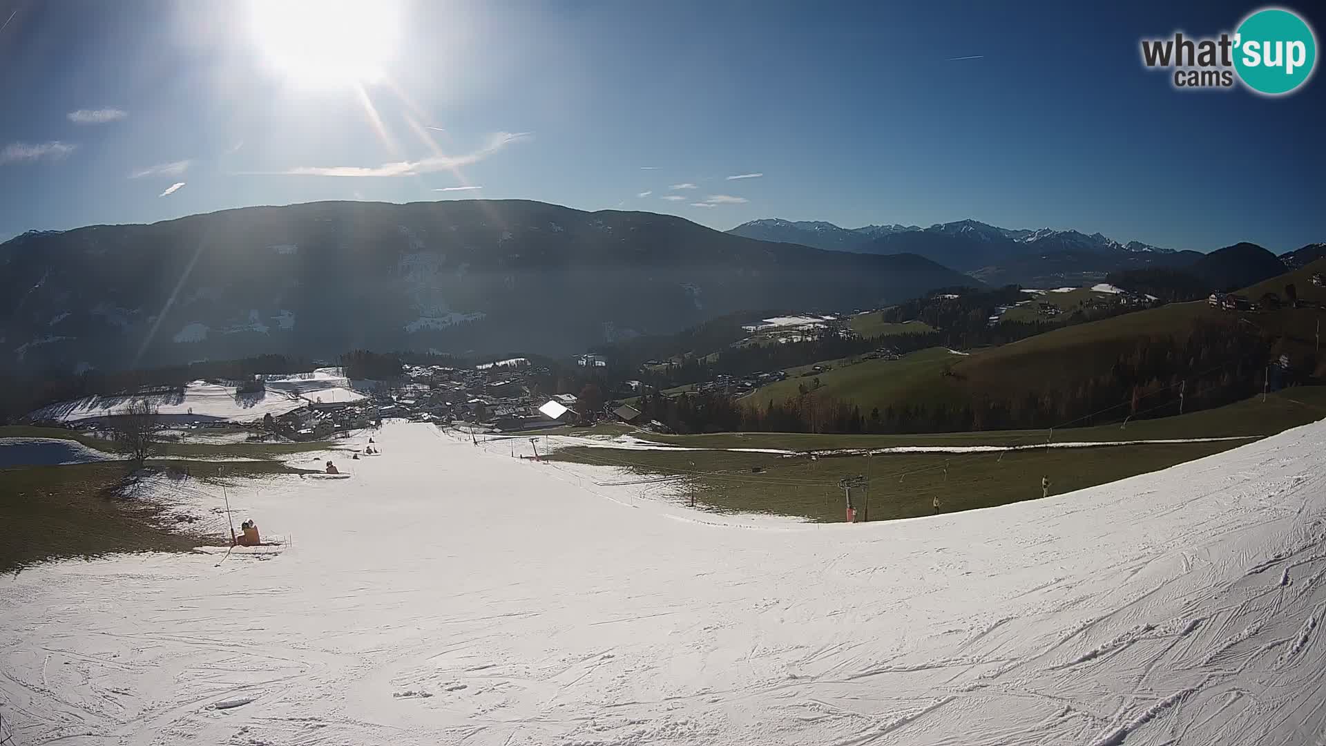 Spletna kamera Terenten (1210m) – Pogled v živo na dolino Pusteria