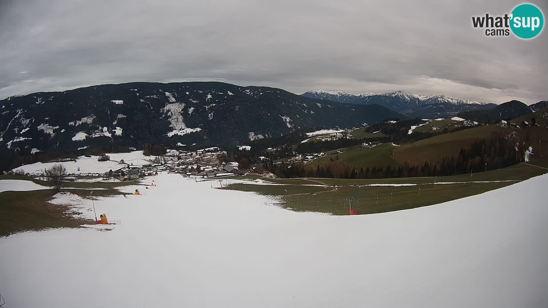 Spletna kamera Terenten (1210m) – Pogled v živo na dolino Pusteria