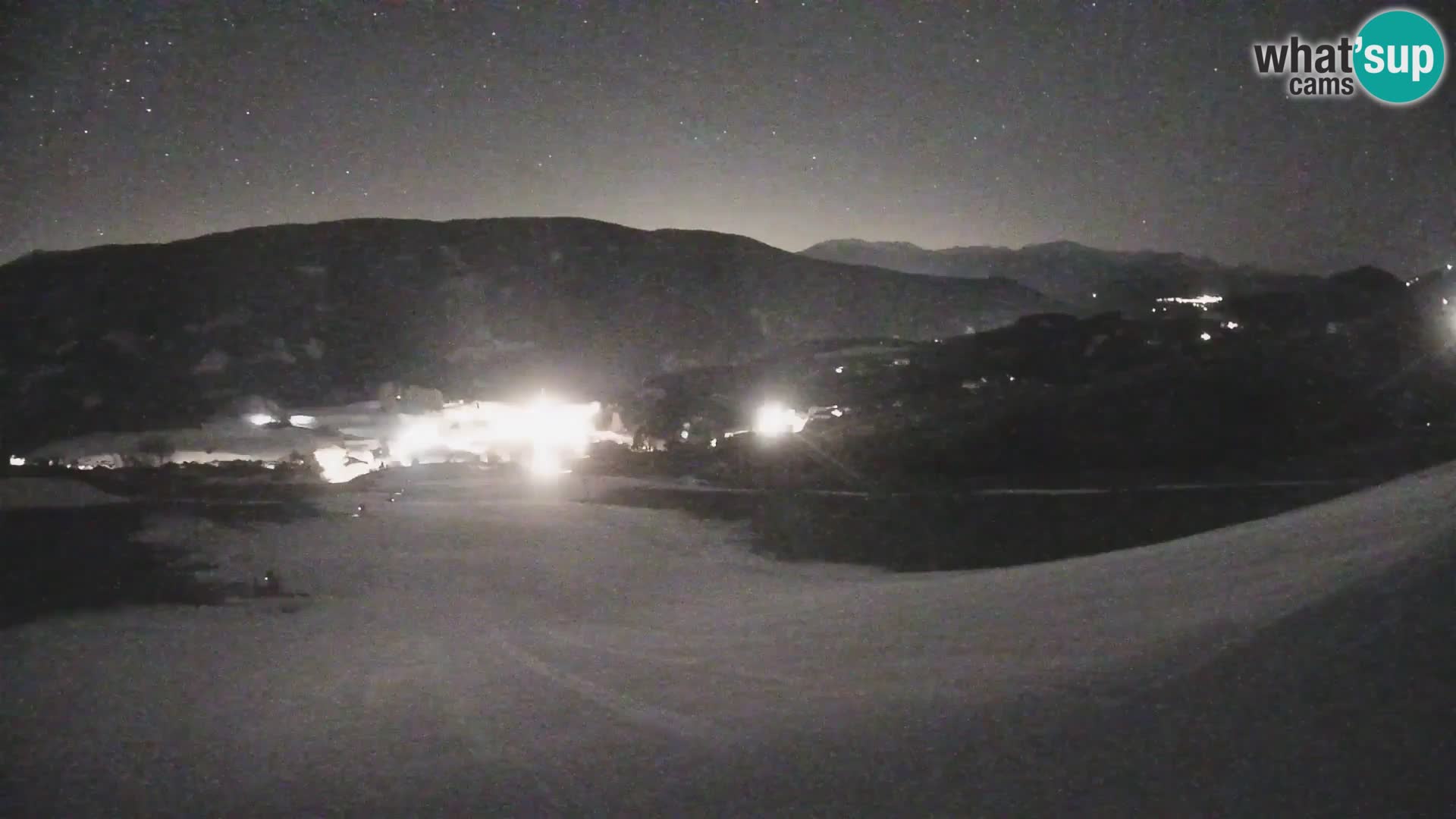 Spletna kamera Terenten (1210m) – Pogled v živo na dolino Pusteria