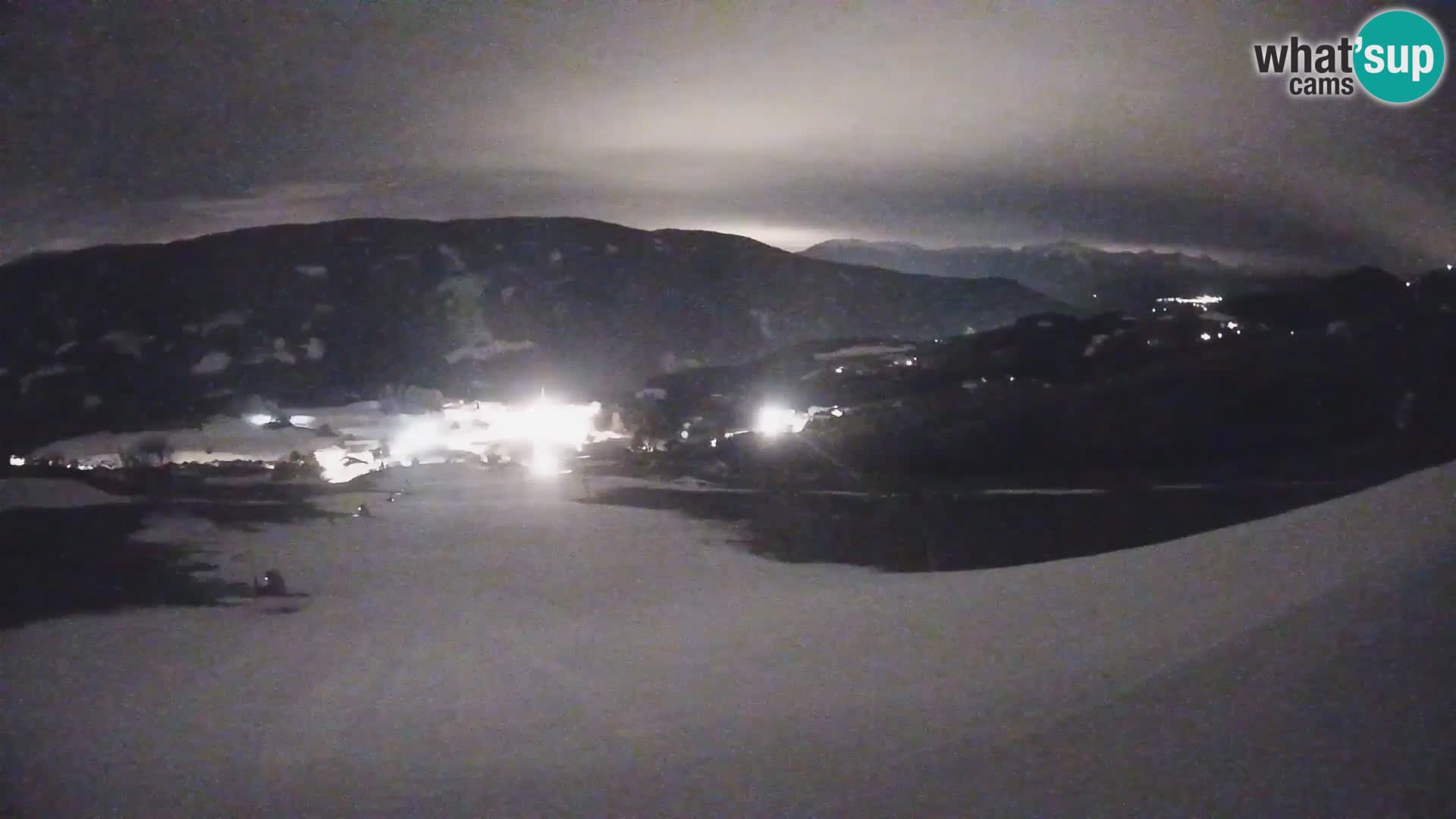 Spletna kamera Terenten (1210m) – Pogled v živo na dolino Pusteria