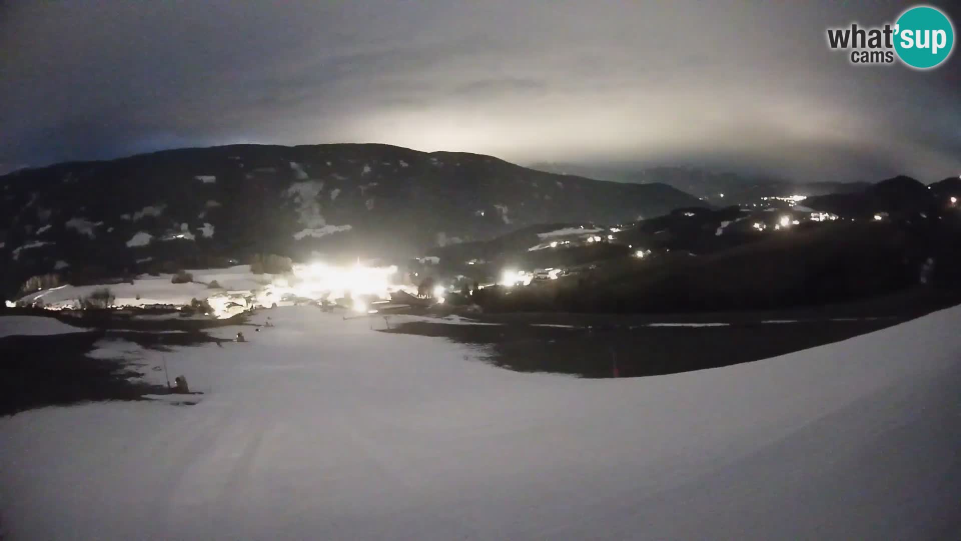 Spletna kamera Terenten (1210m) – Pogled v živo na dolino Pusteria