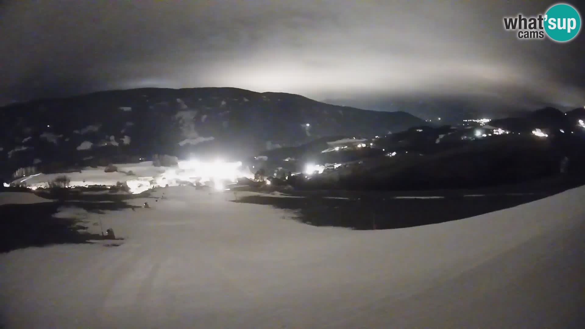 Spletna kamera Terenten (1210m) – Pogled v živo na dolino Pusteria