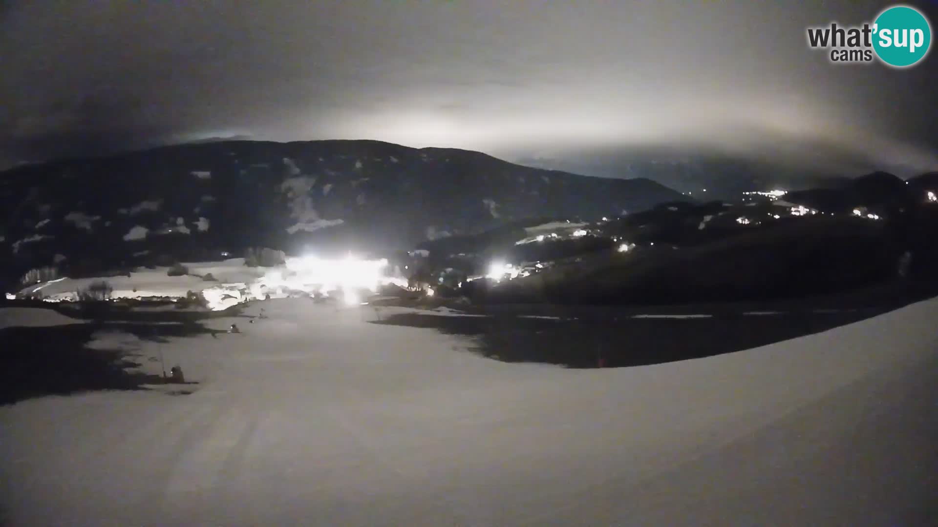 Spletna kamera Terenten (1210m) – Pogled v živo na dolino Pusteria