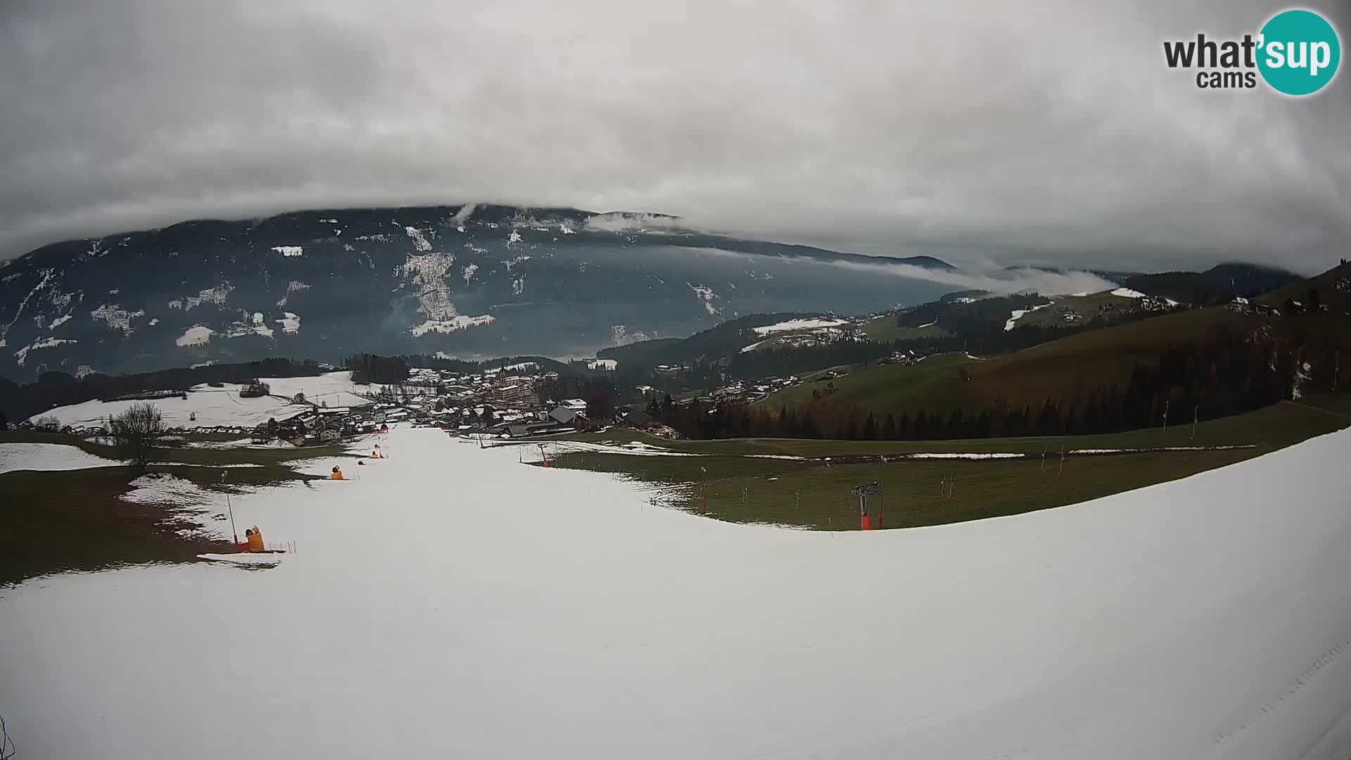 Spletna kamera Terenten (1210m) – Pogled v živo na dolino Pusteria