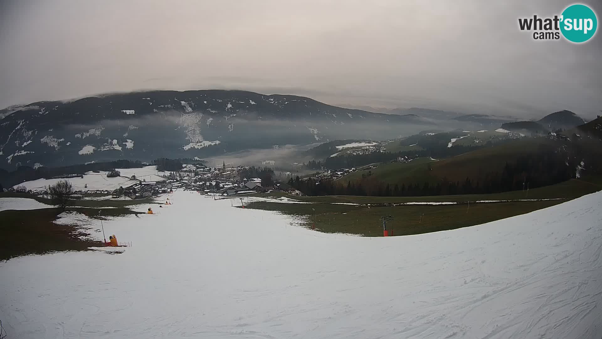Spletna kamera Terenten (1210m) – Pogled v živo na dolino Pusteria