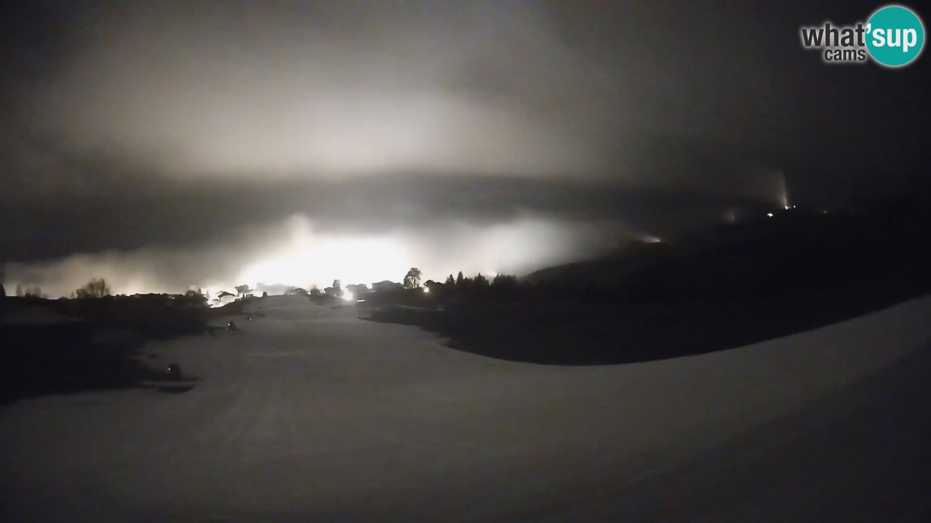 Spletna kamera Terenten (1210m) – Pogled v živo na dolino Pusteria