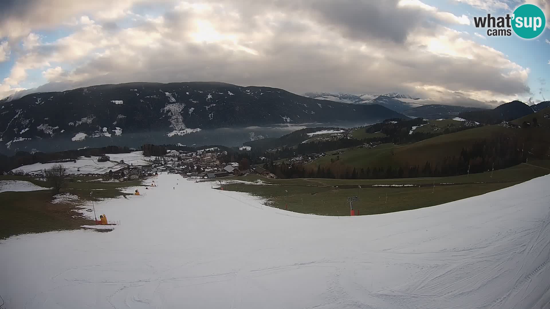 Web kamera Terenten (1210m) – Pogled uživo na Dolinu Pusteria