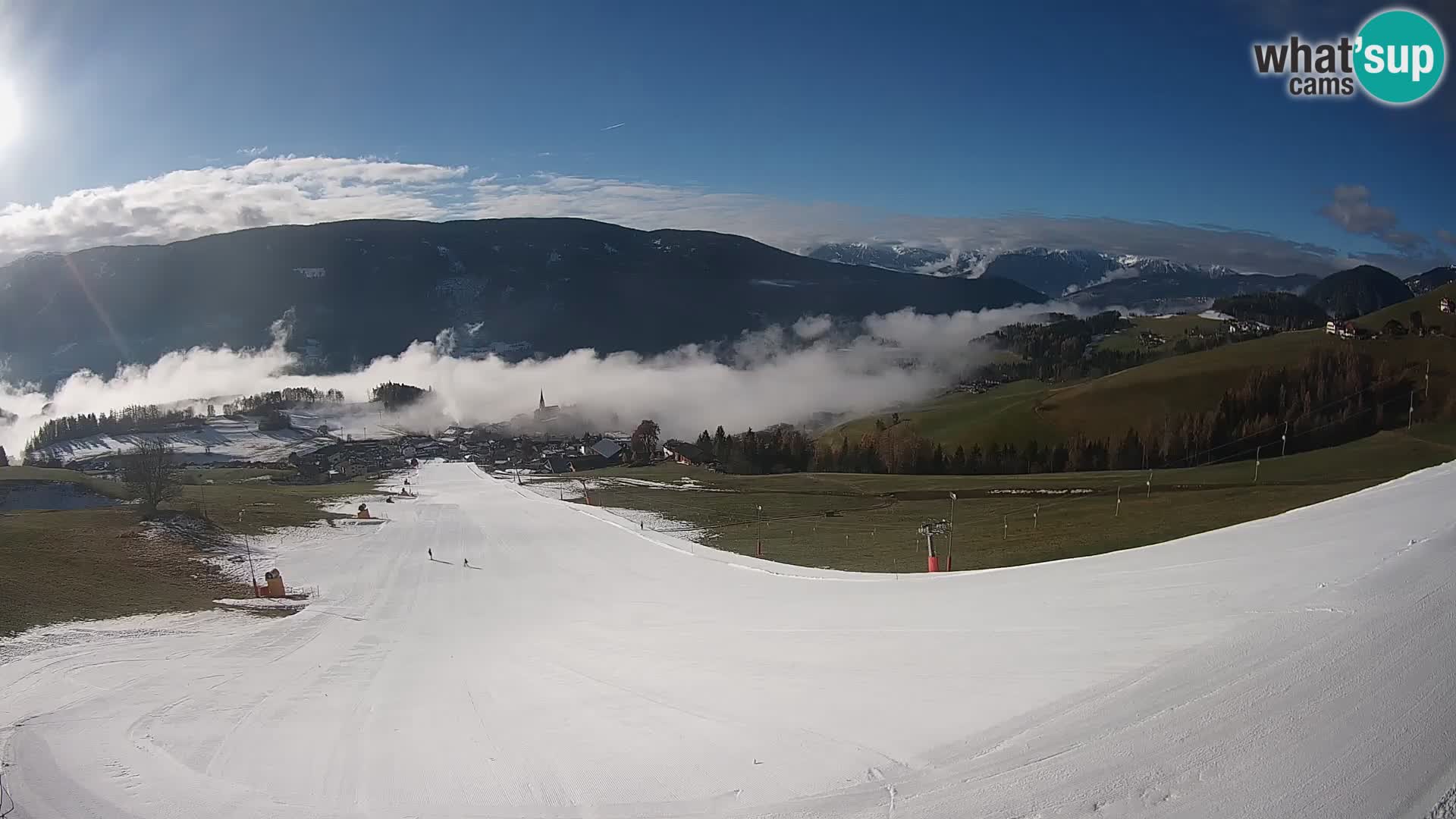 Spletna kamera Terenten (1210m) – Pogled v živo na dolino Pusteria