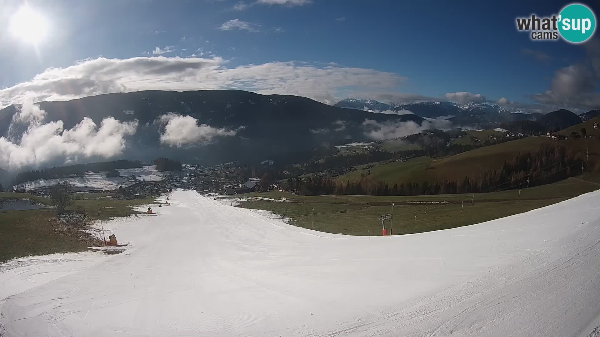 Spletna kamera Terenten (1210m) – Pogled v živo na dolino Pusteria