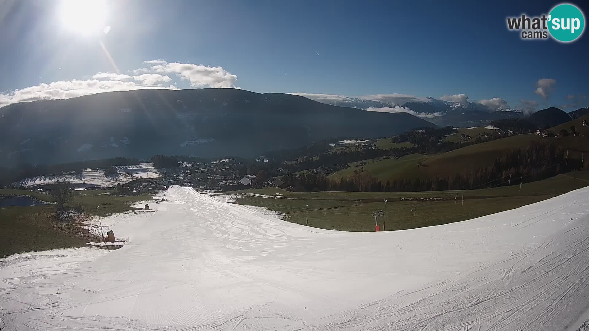 Spletna kamera Terenten (1210m) – Pogled v živo na dolino Pusteria