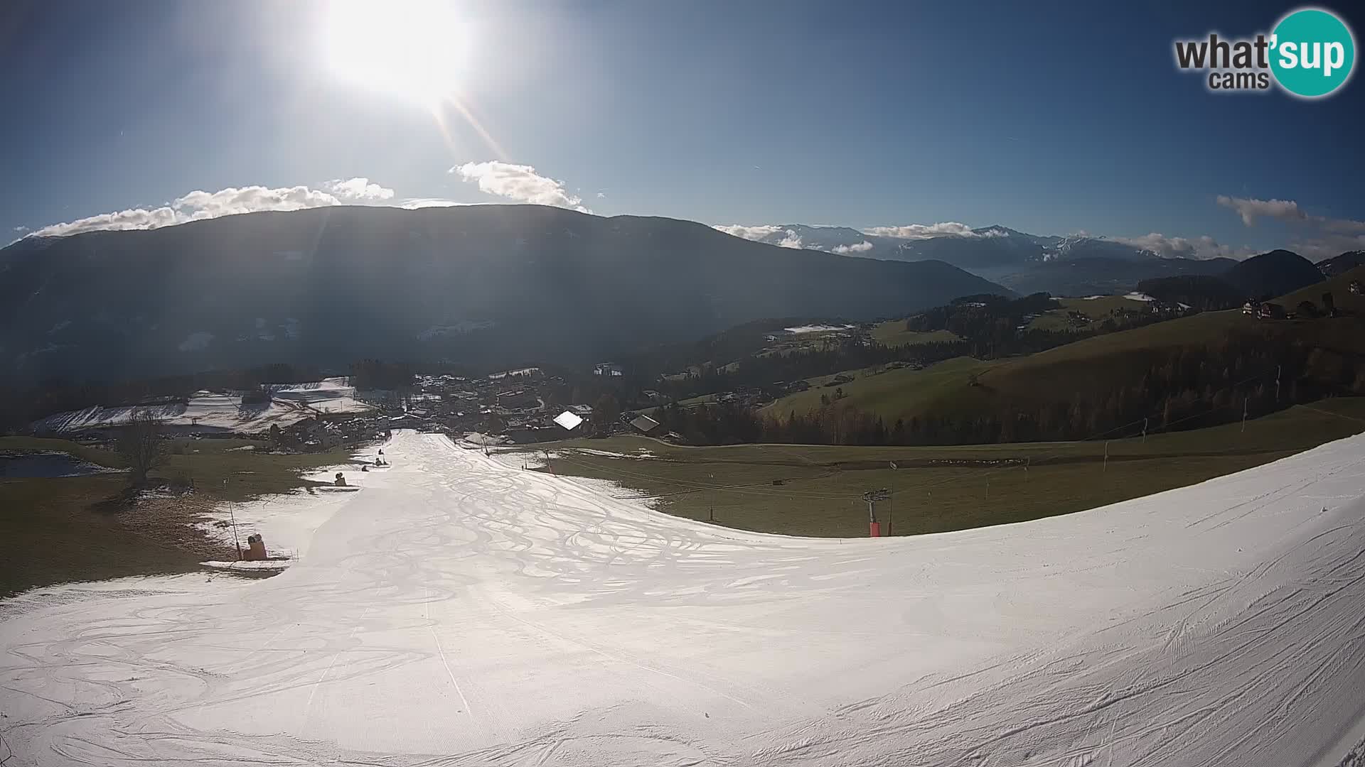 Spletna kamera Terenten (1210m) – Pogled v živo na dolino Pusteria