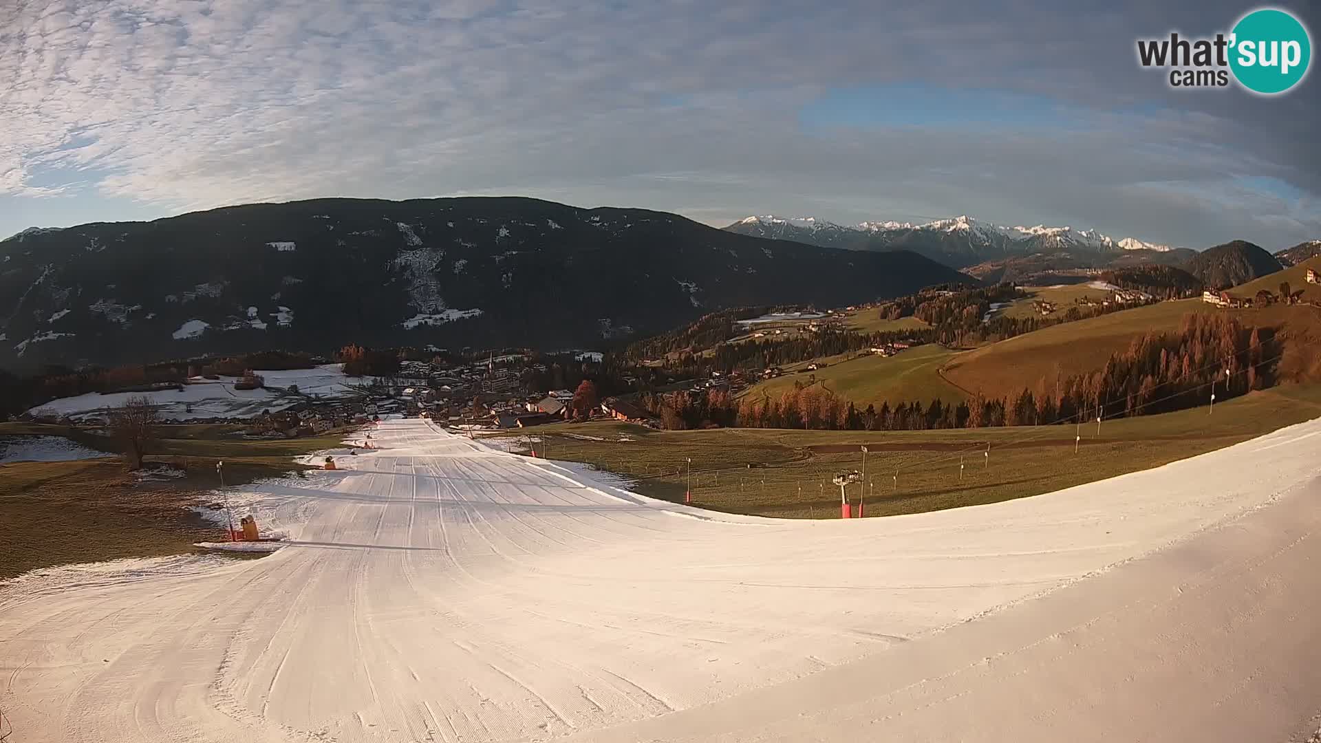 Spletna kamera Terenten (1210m) – Pogled v živo na dolino Pusteria