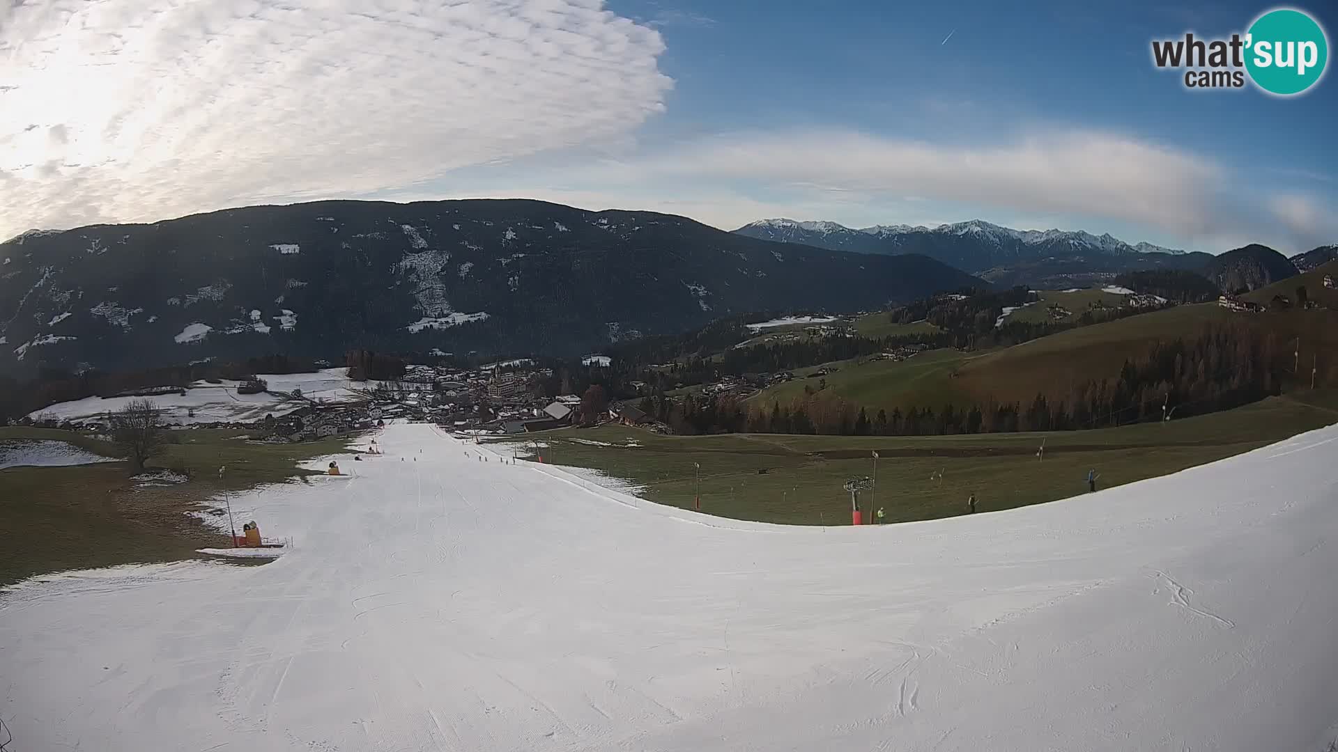 Spletna kamera Terenten (1210m) – Pogled v živo na dolino Pusteria