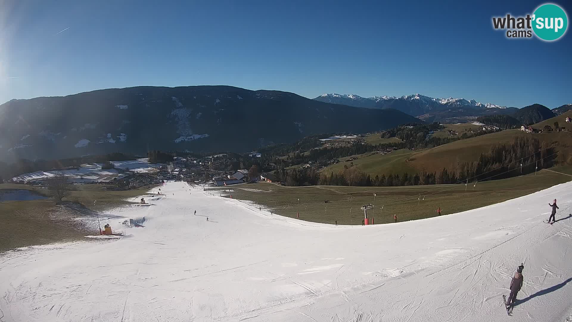 Spletna kamera Terenten (1210m) – Pogled v živo na dolino Pusteria