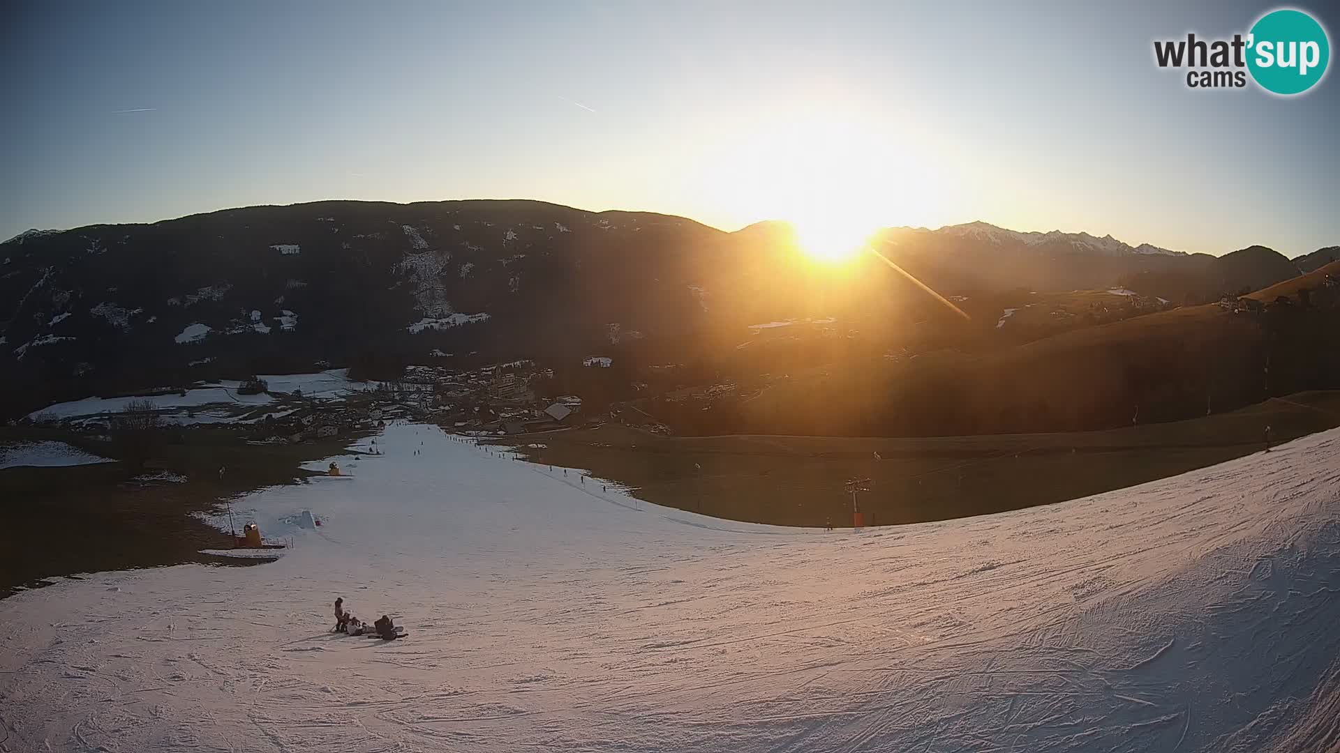 Spletna kamera Terenten (1210m) – Pogled v živo na dolino Pusteria