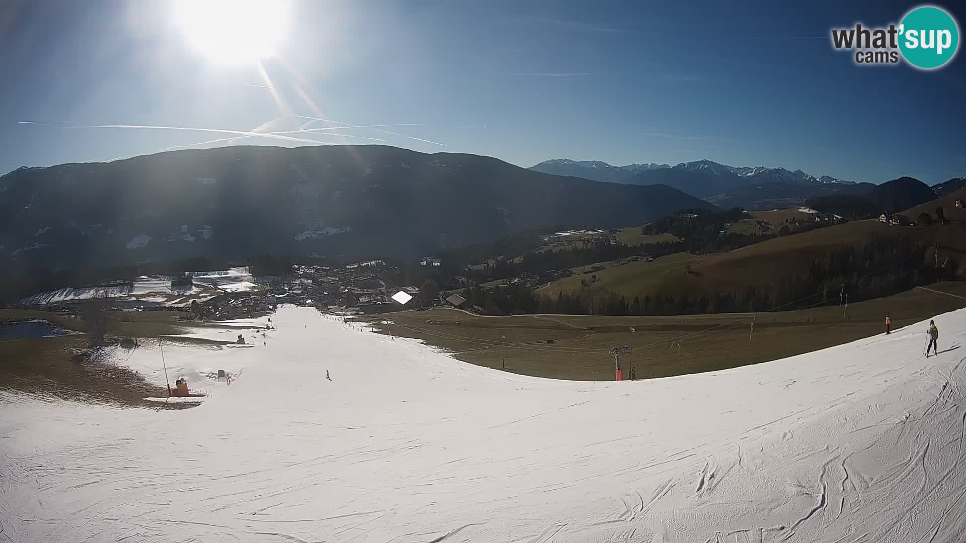 Spletna kamera Terenten (1210m) – Pogled v živo na dolino Pusteria