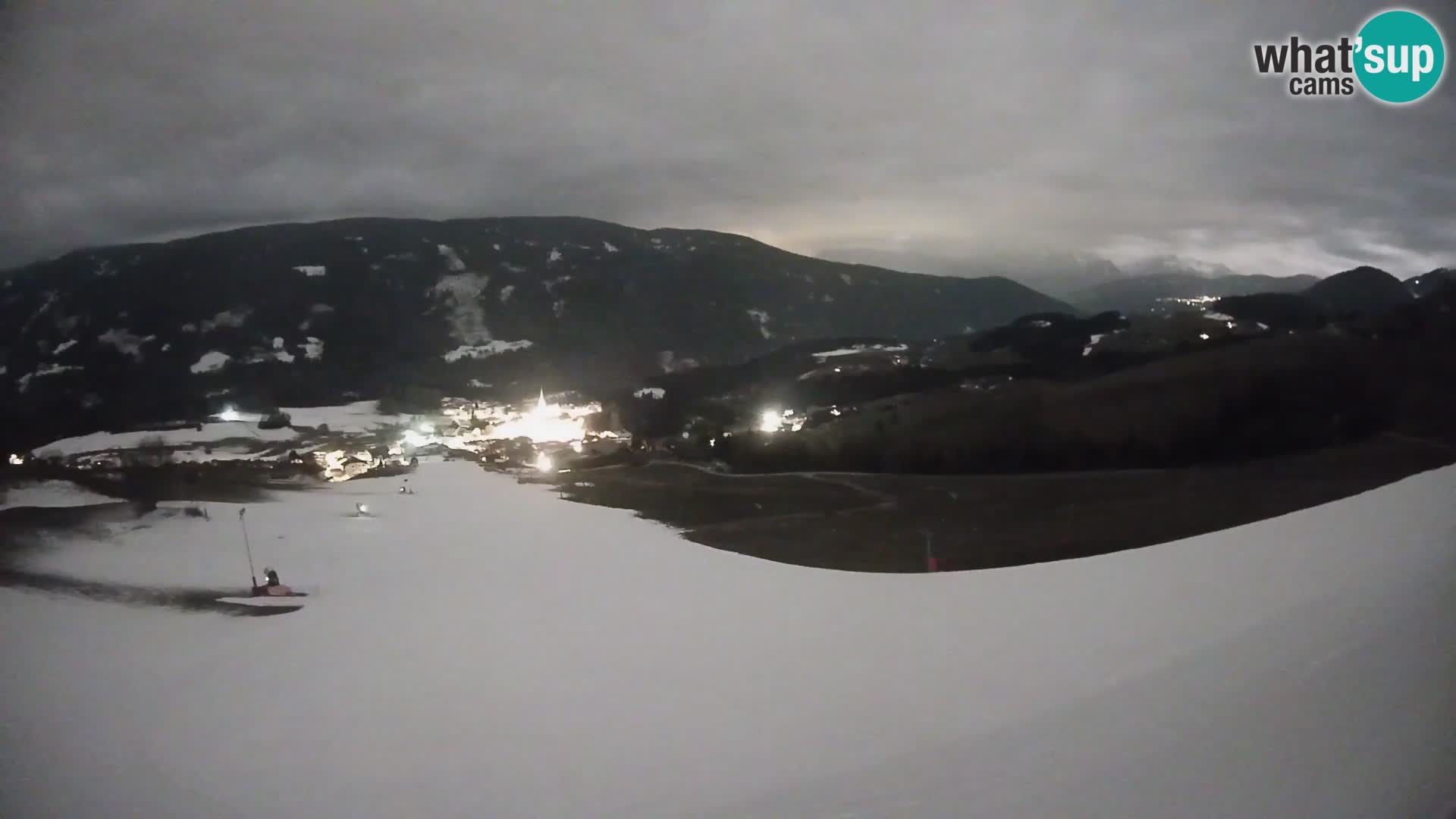 Spletna kamera Terenten (1210m) – Pogled v živo na dolino Pusteria