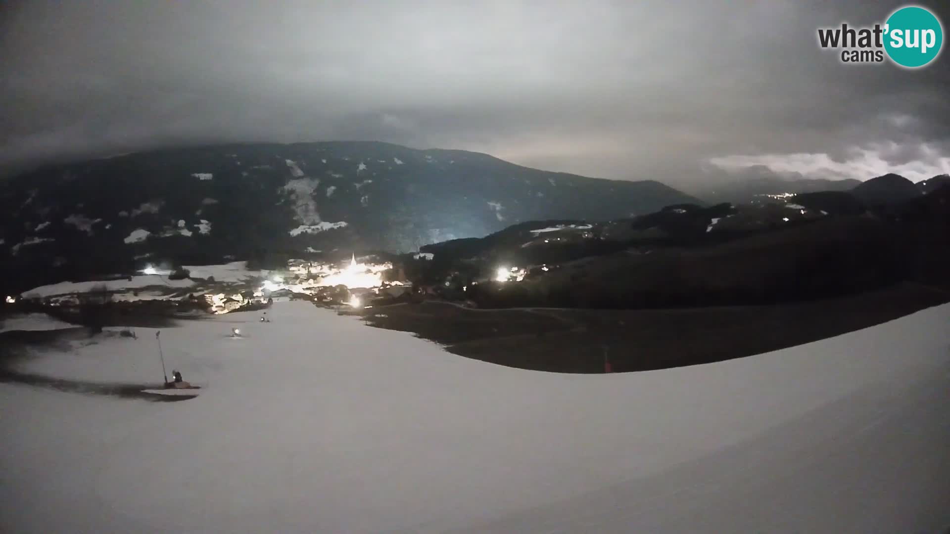 Spletna kamera Terenten (1210m) – Pogled v živo na dolino Pusteria