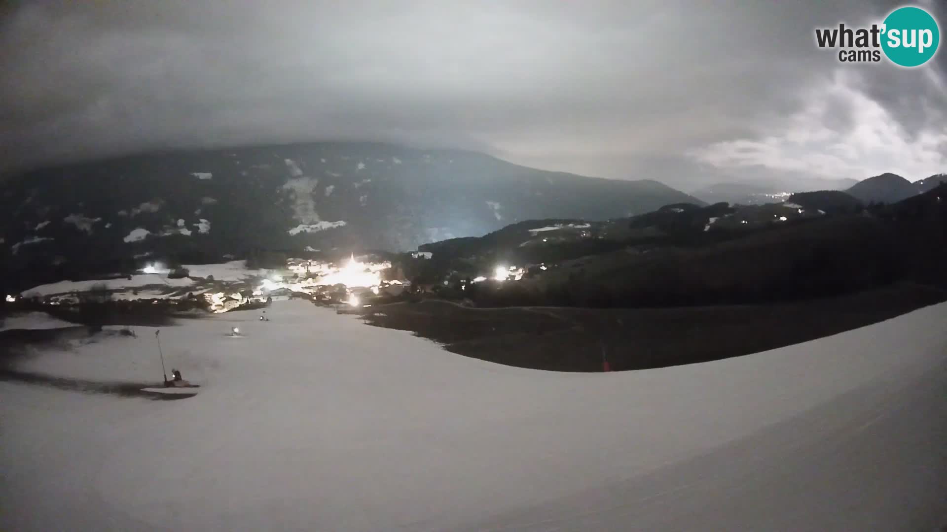 Spletna kamera Terenten (1210m) – Pogled v živo na dolino Pusteria