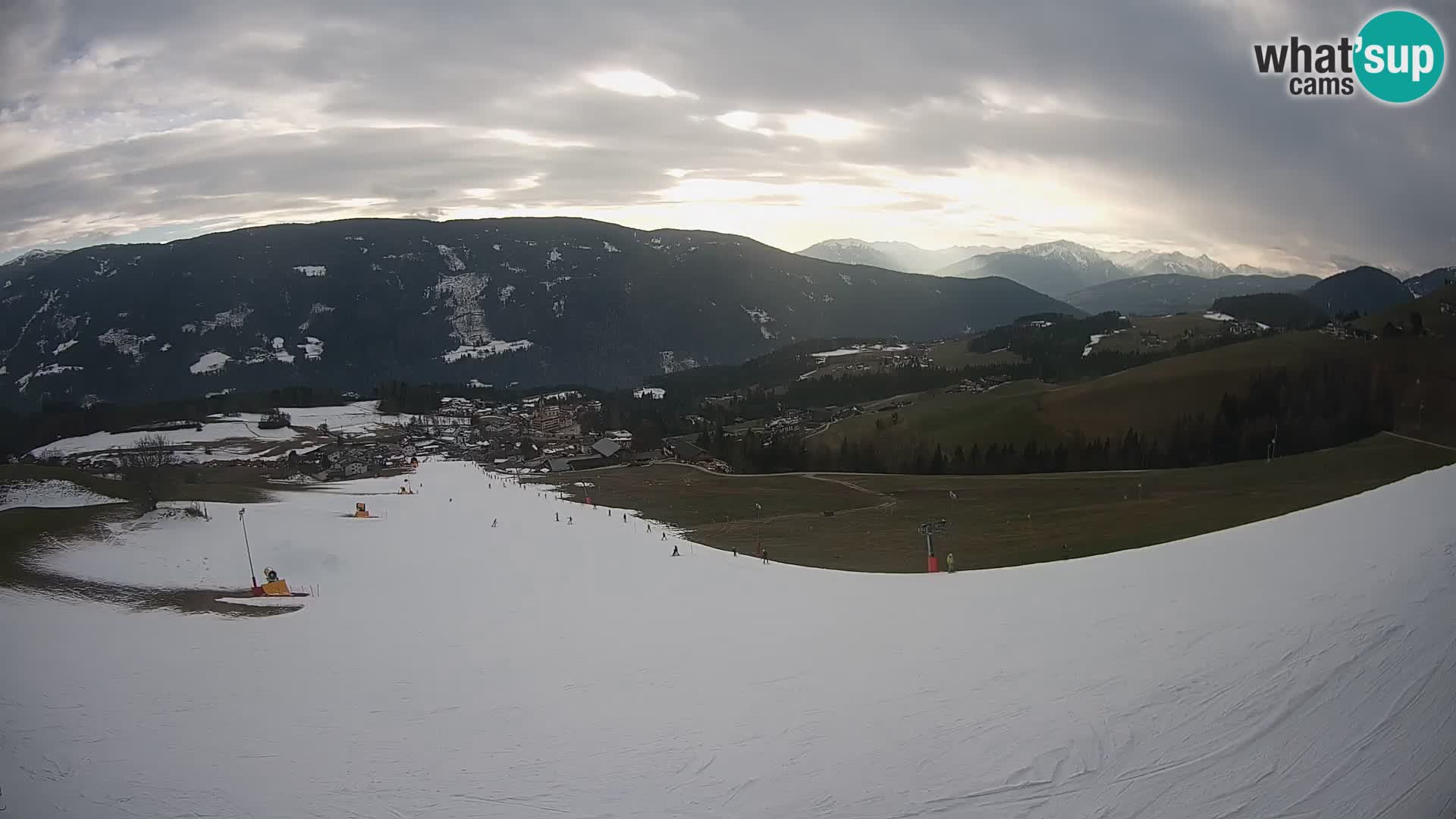 Web kamera Terenten (1210m) – Pogled uživo na Dolinu Pusteria