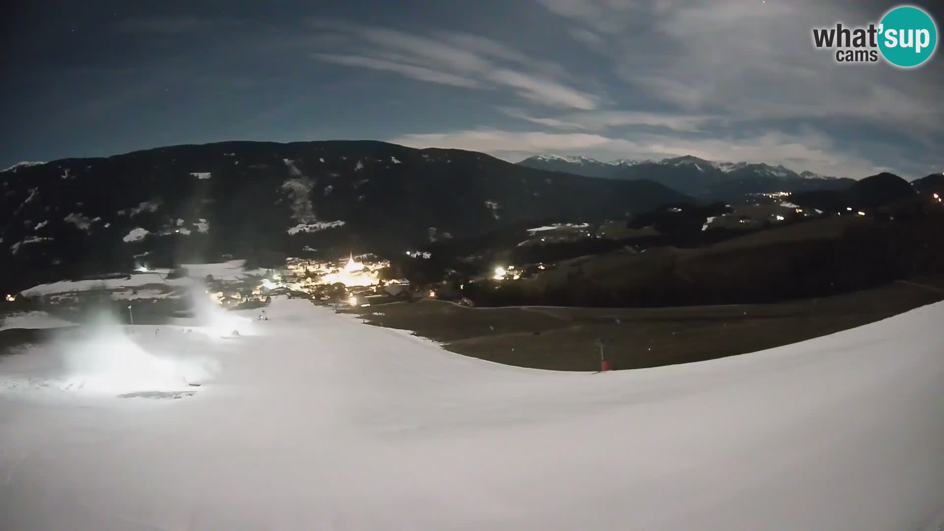 Spletna kamera Terenten (1210m) – Pogled v živo na dolino Pusteria