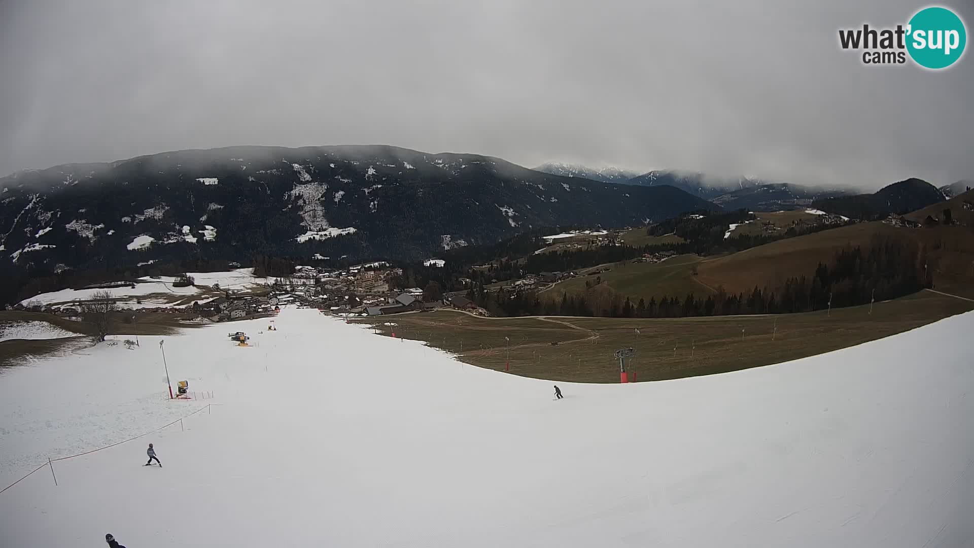 Spletna kamera Terenten (1210m) – Pogled v živo na dolino Pusteria