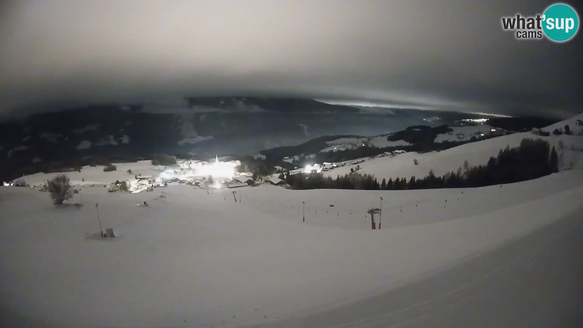 Spletna kamera Terenten (1210m) – Pogled v živo na dolino Pusteria