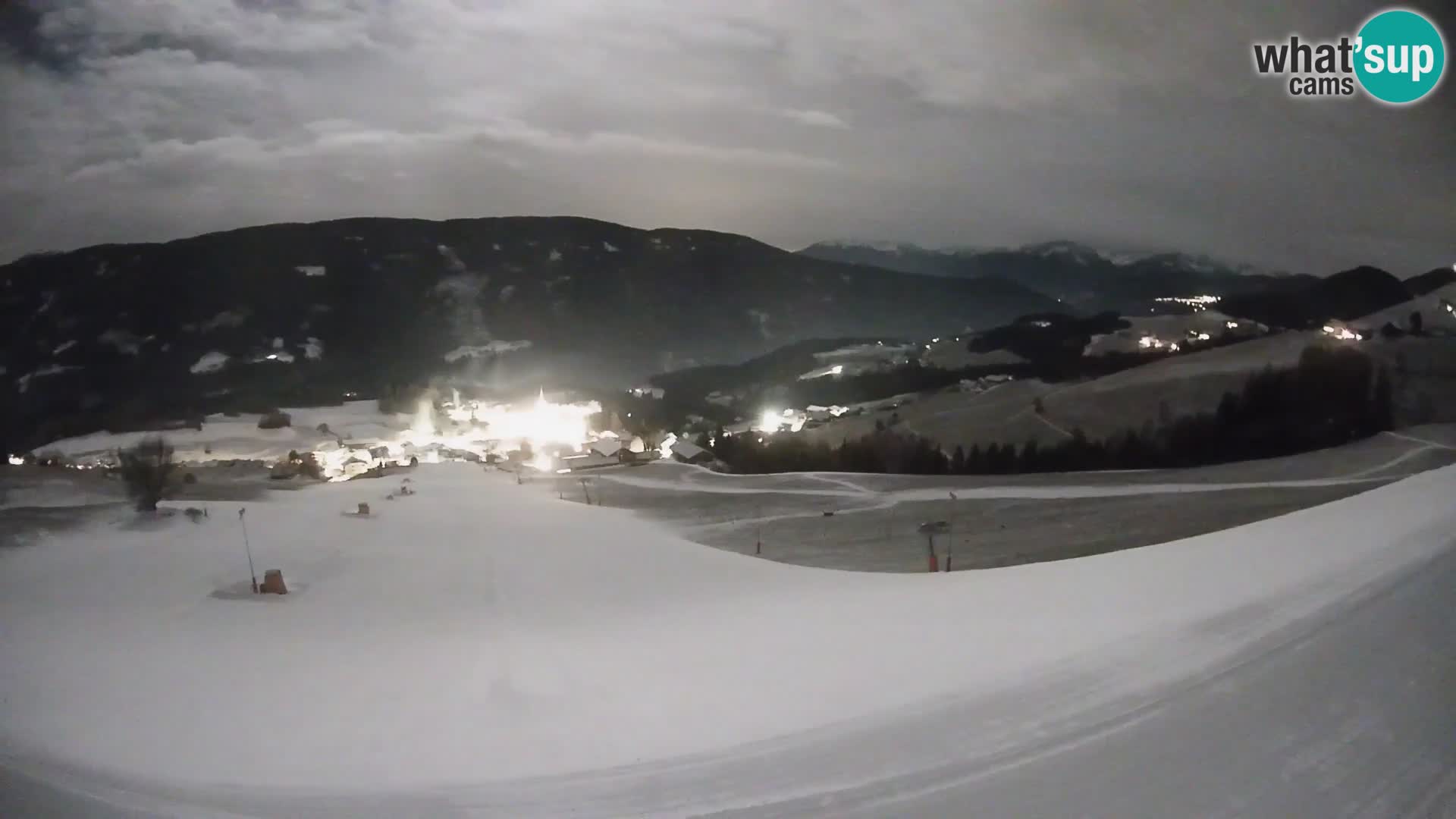 Spletna kamera Terenten (1210m) – Pogled v živo na dolino Pusteria