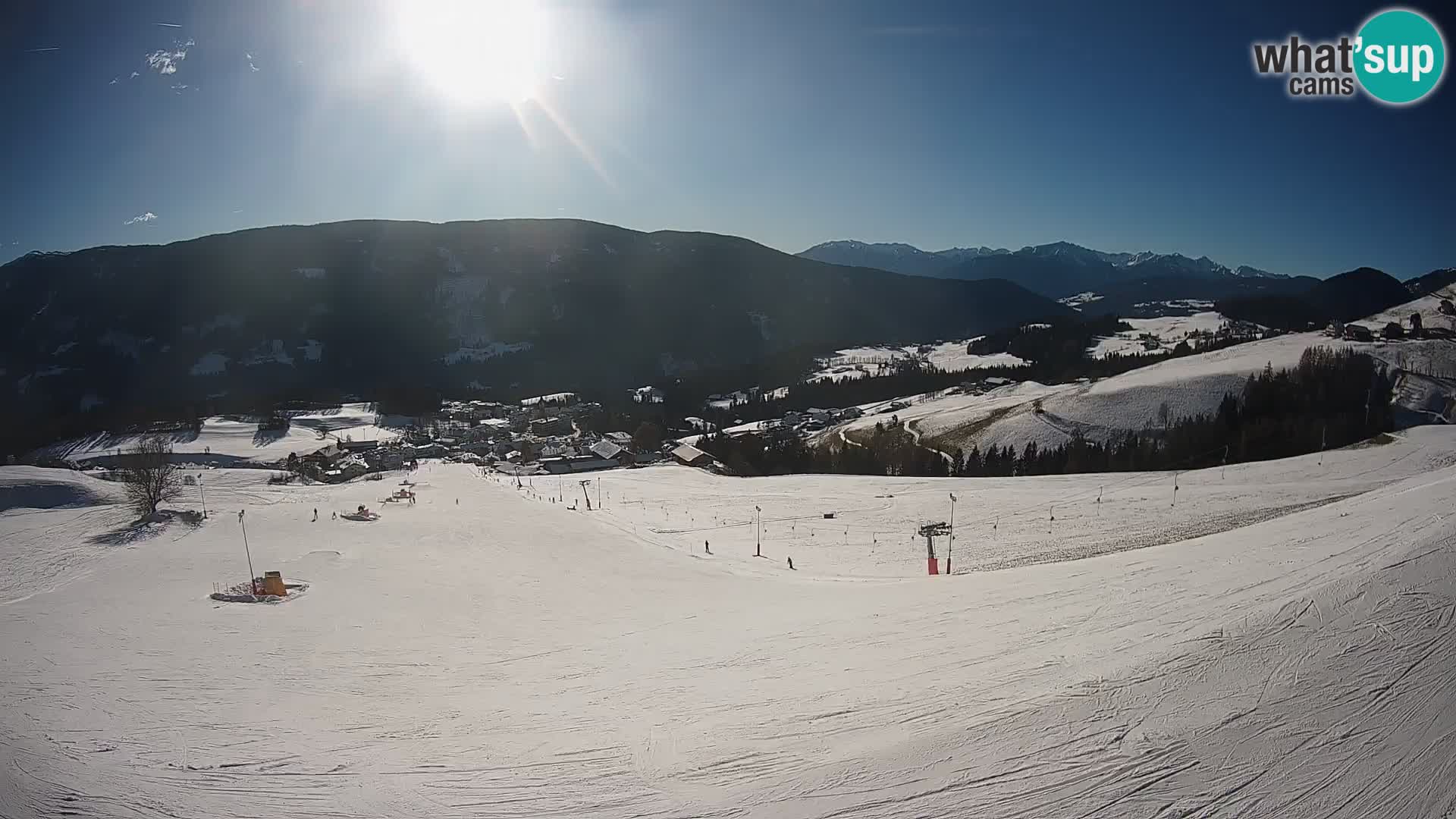 Spletna kamera Terenten (1210m) – Pogled v živo na dolino Pusteria