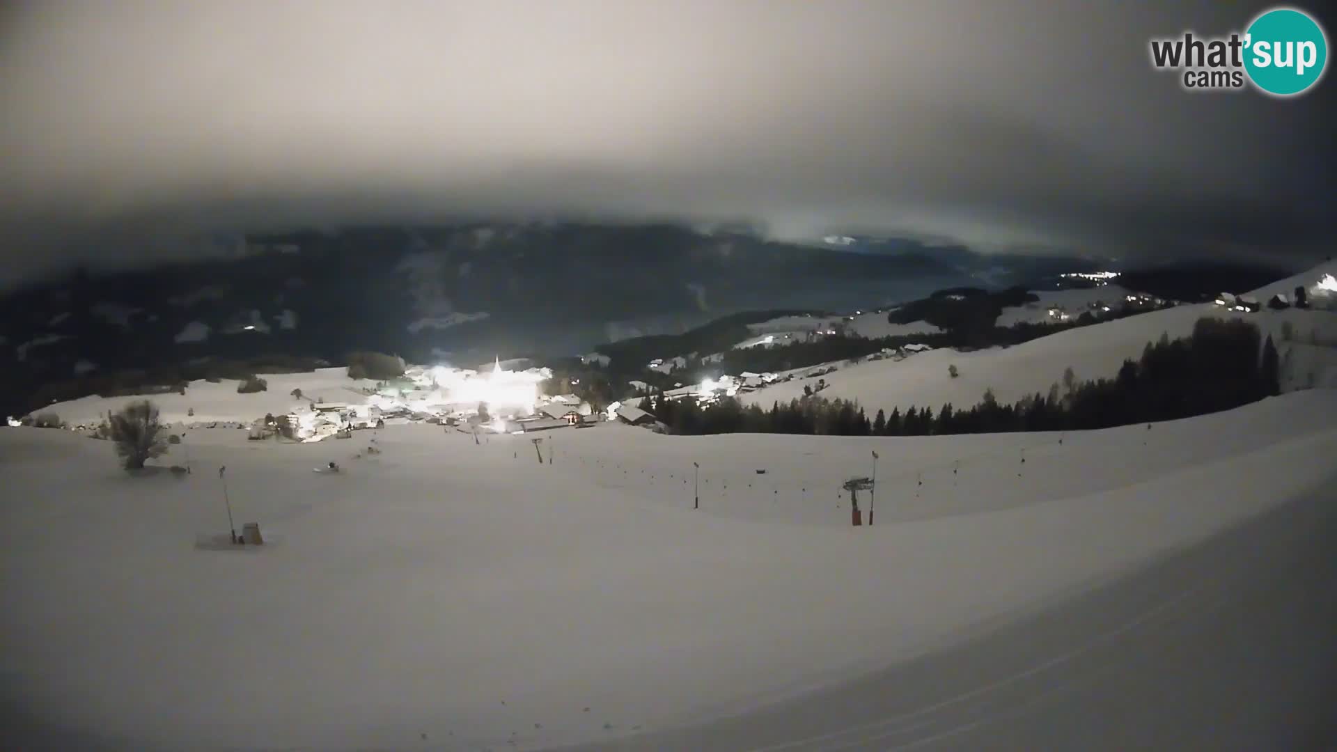 Spletna kamera Terenten (1210m) – Pogled v živo na dolino Pusteria