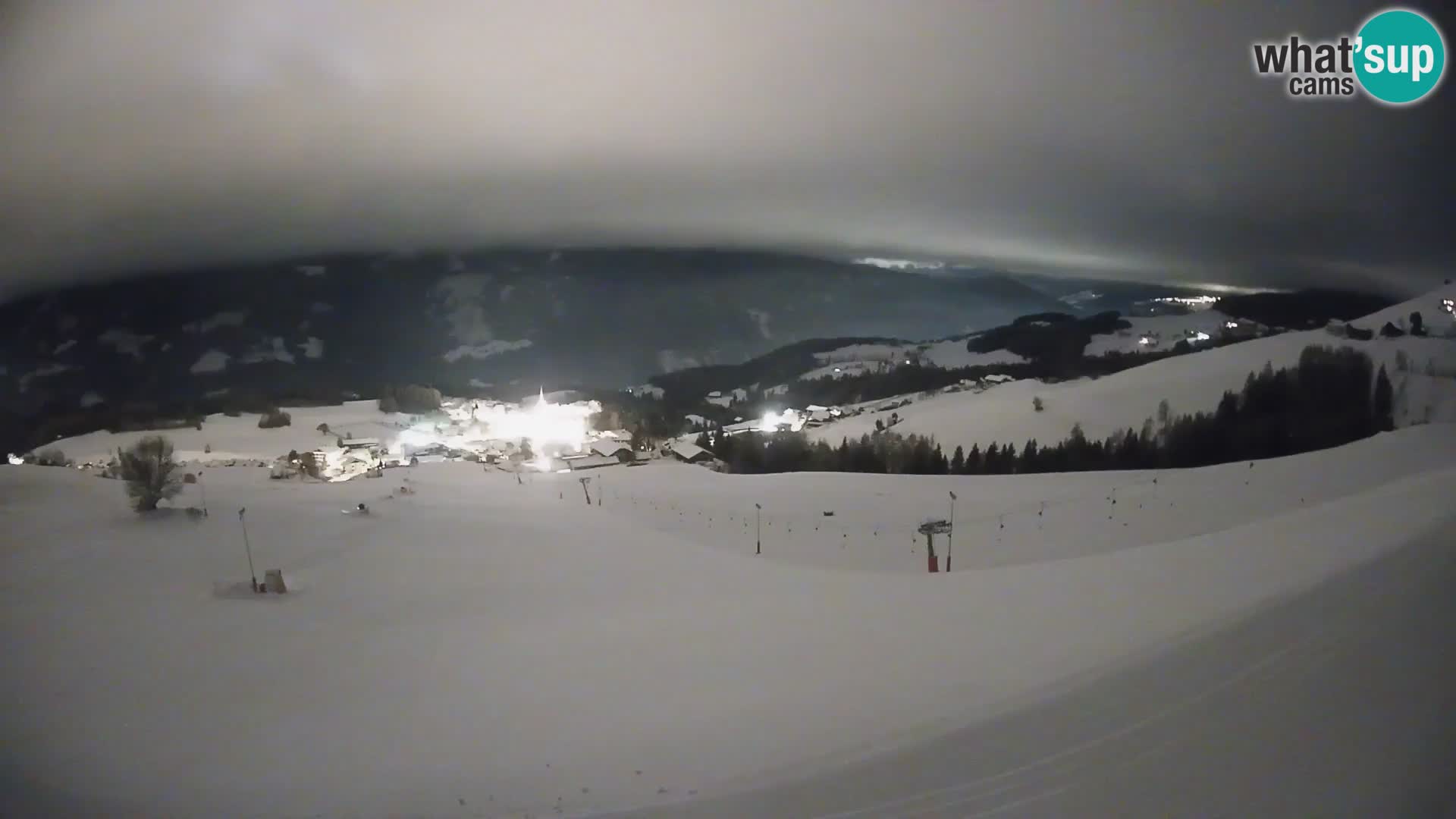 Spletna kamera Terenten (1210m) – Pogled v živo na dolino Pusteria