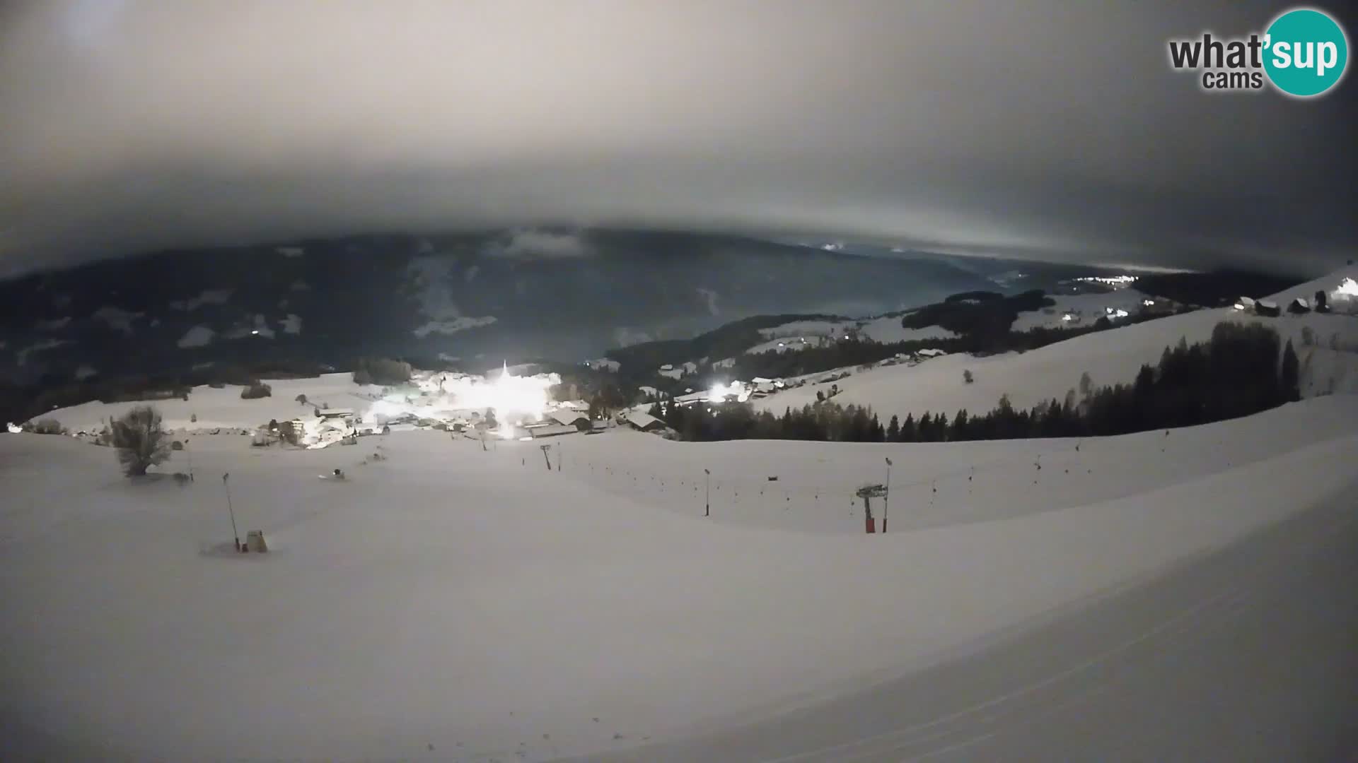 Spletna kamera Terenten (1210m) – Pogled v živo na dolino Pusteria