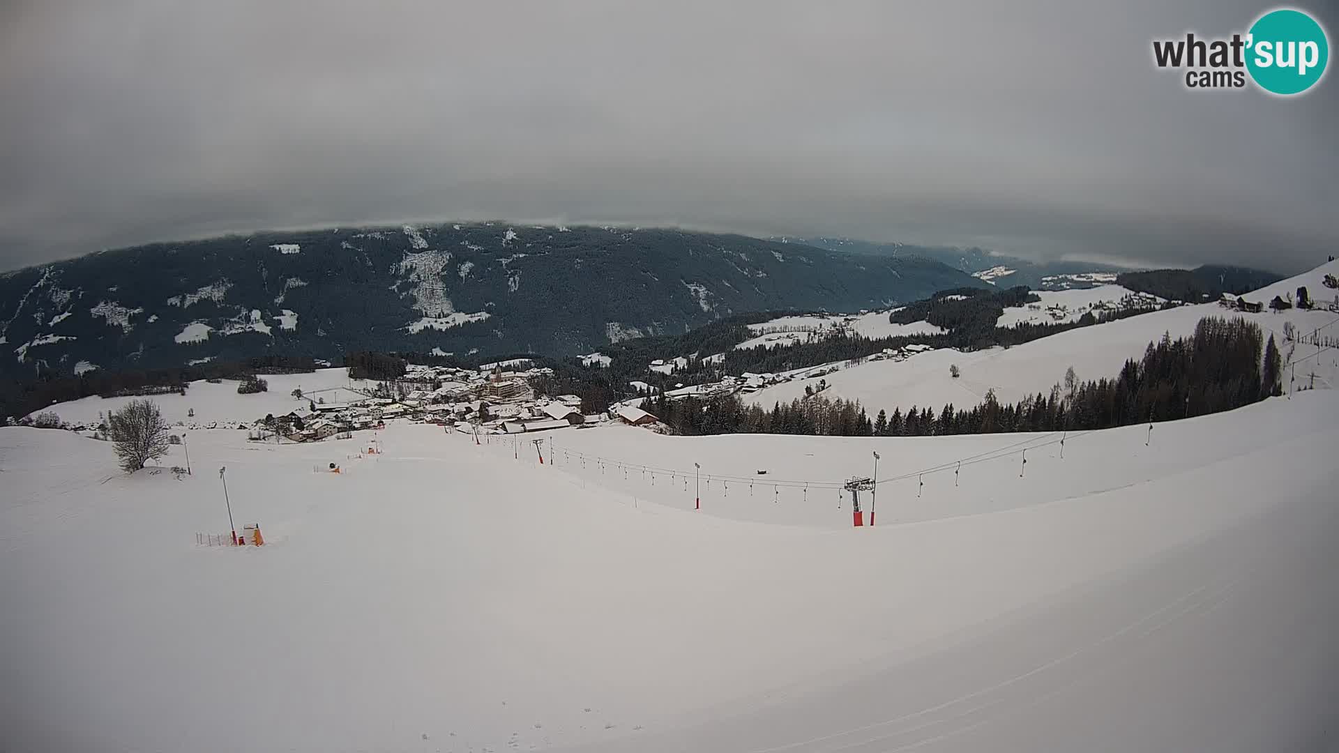 Spletna kamera Terenten (1210m) – Pogled v živo na dolino Pusteria