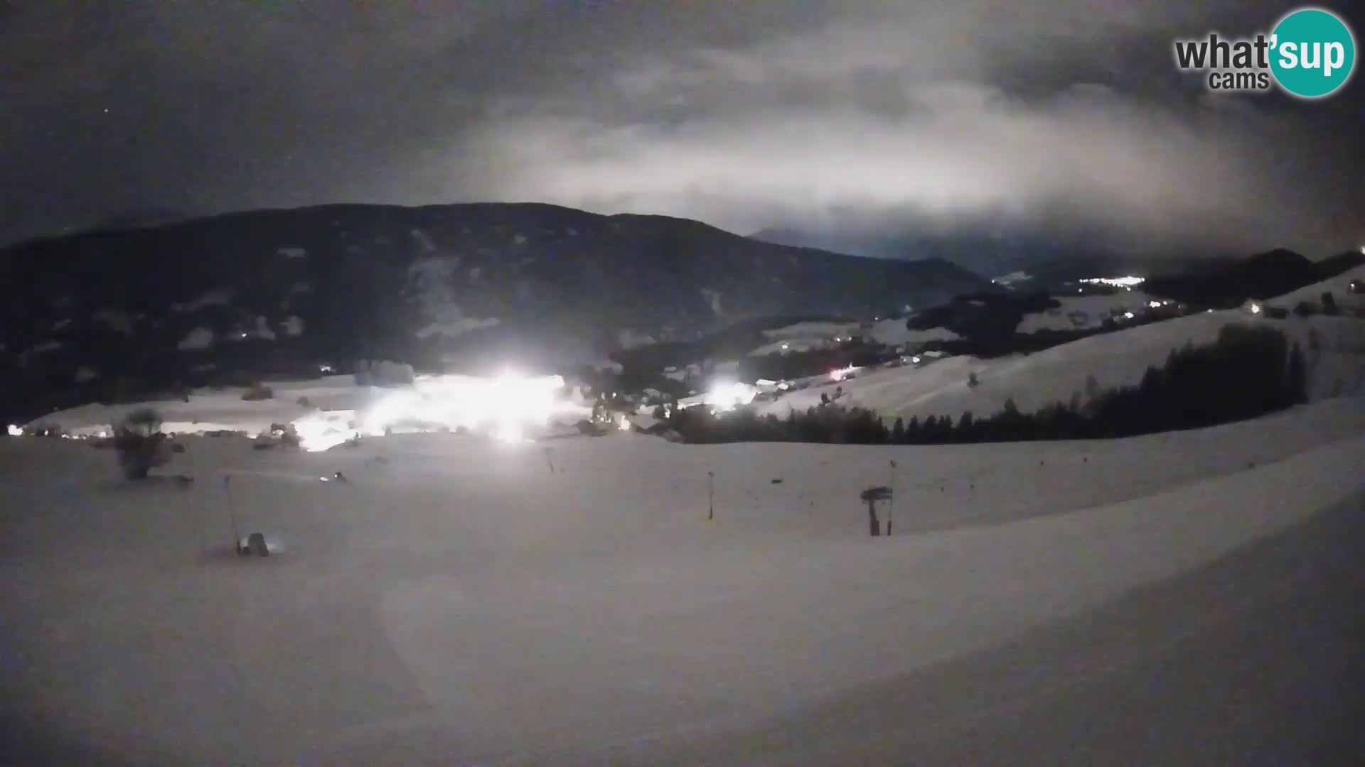 Spletna kamera Terenten (1210m) – Pogled v živo na dolino Pusteria