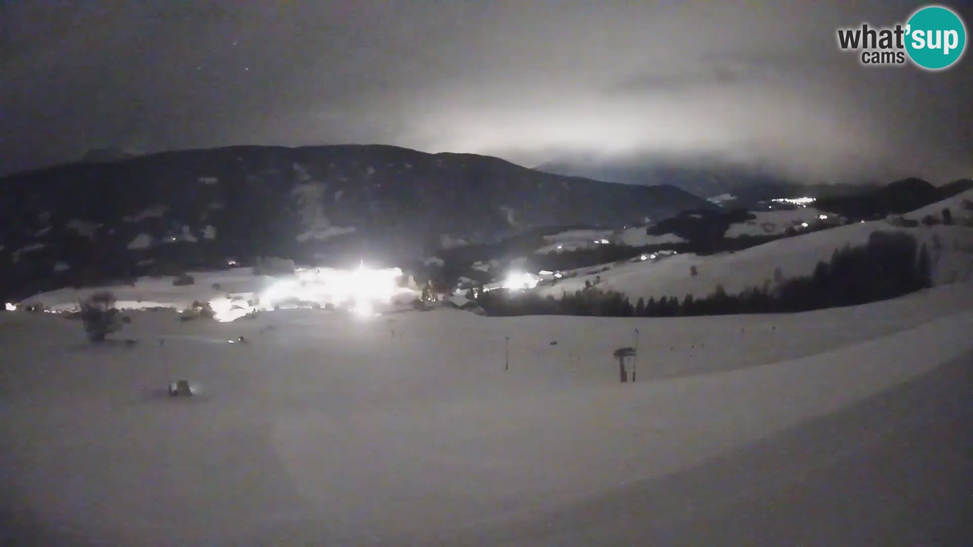 Spletna kamera Terenten (1210m) – Pogled v živo na dolino Pusteria