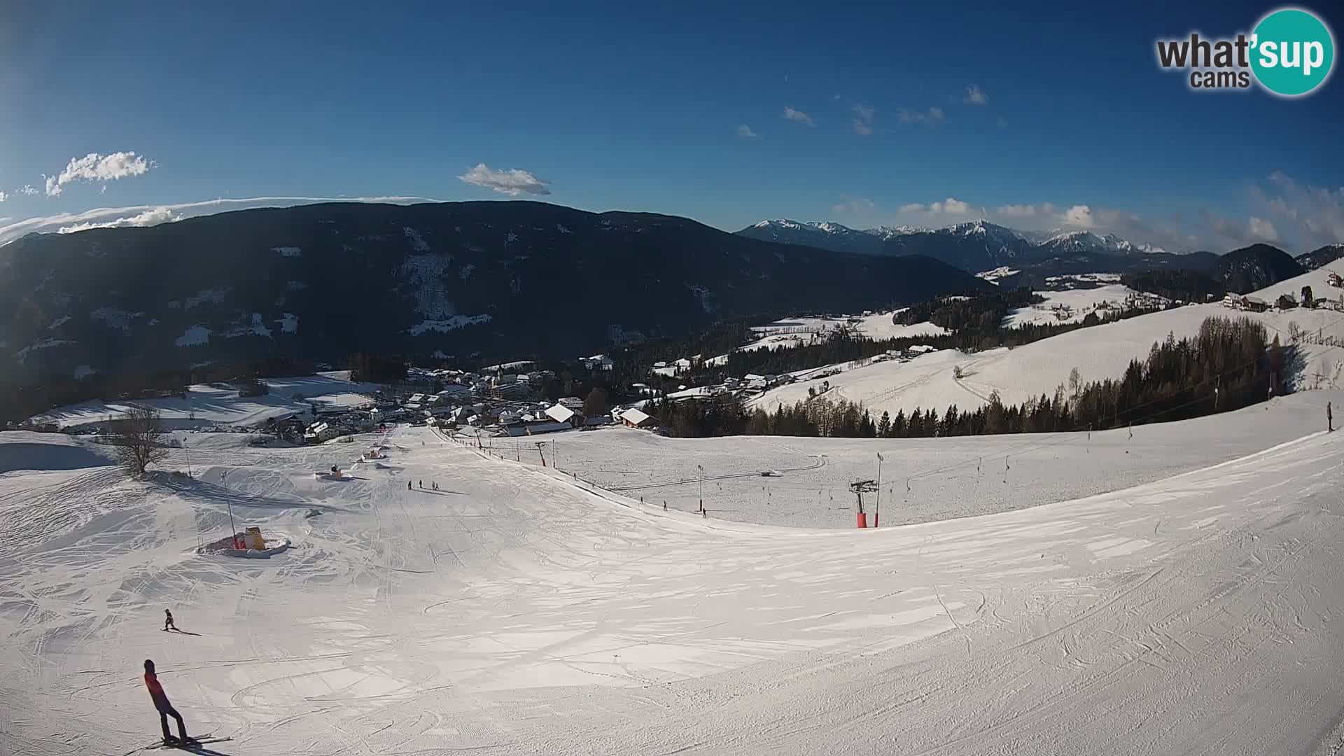Spletna kamera Terenten (1210m) – Pogled v živo na dolino Pusteria
