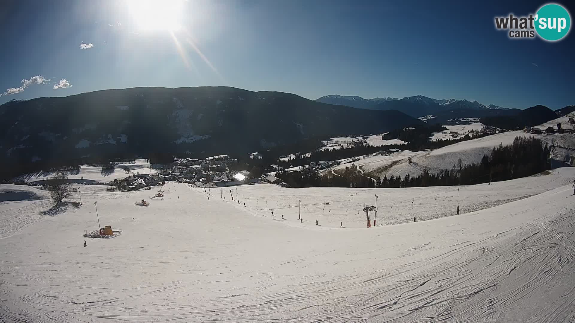 Spletna kamera Terenten (1210m) – Pogled v živo na dolino Pusteria
