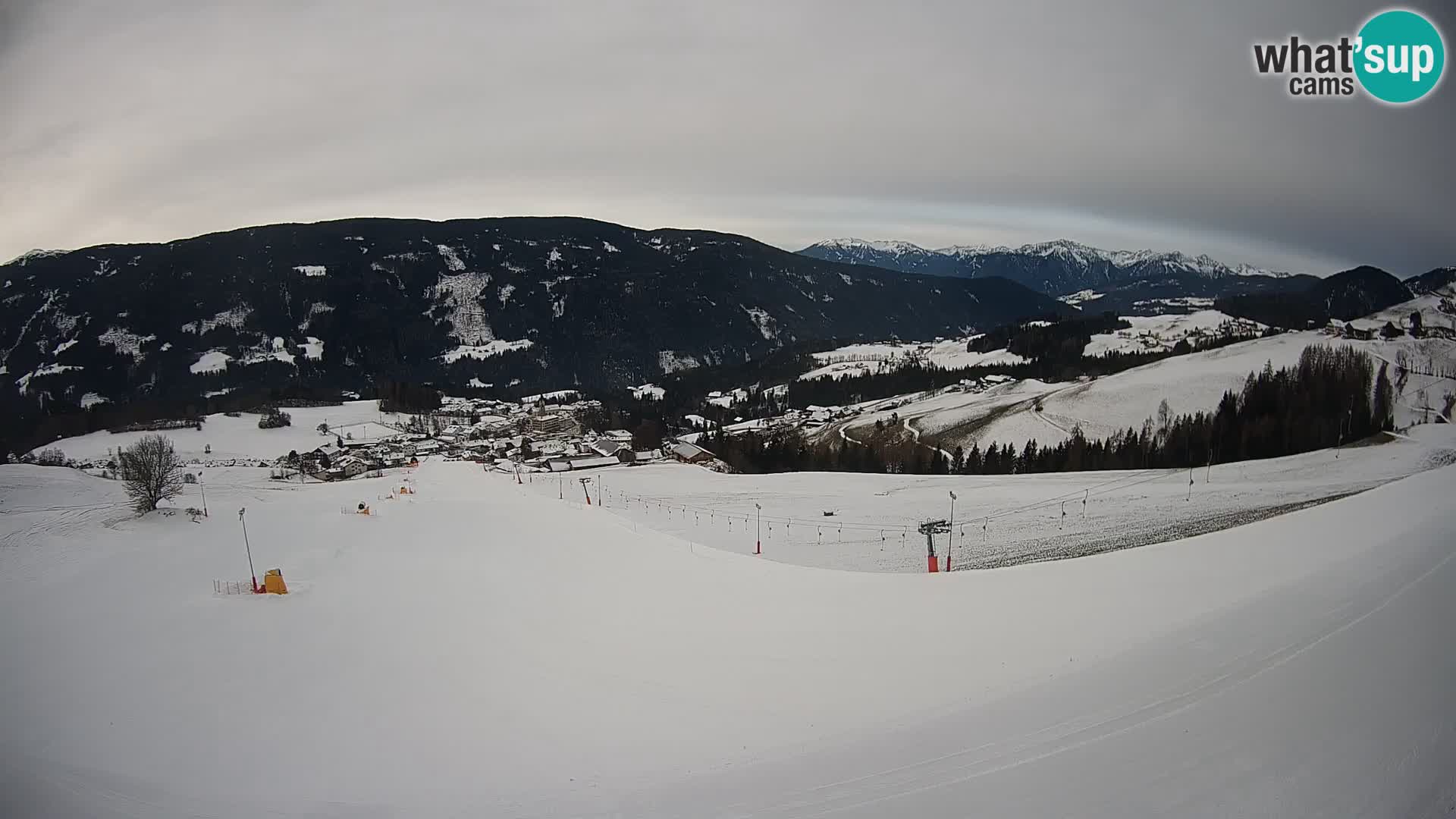 Spletna kamera Terenten (1210m) – Pogled v živo na dolino Pusteria